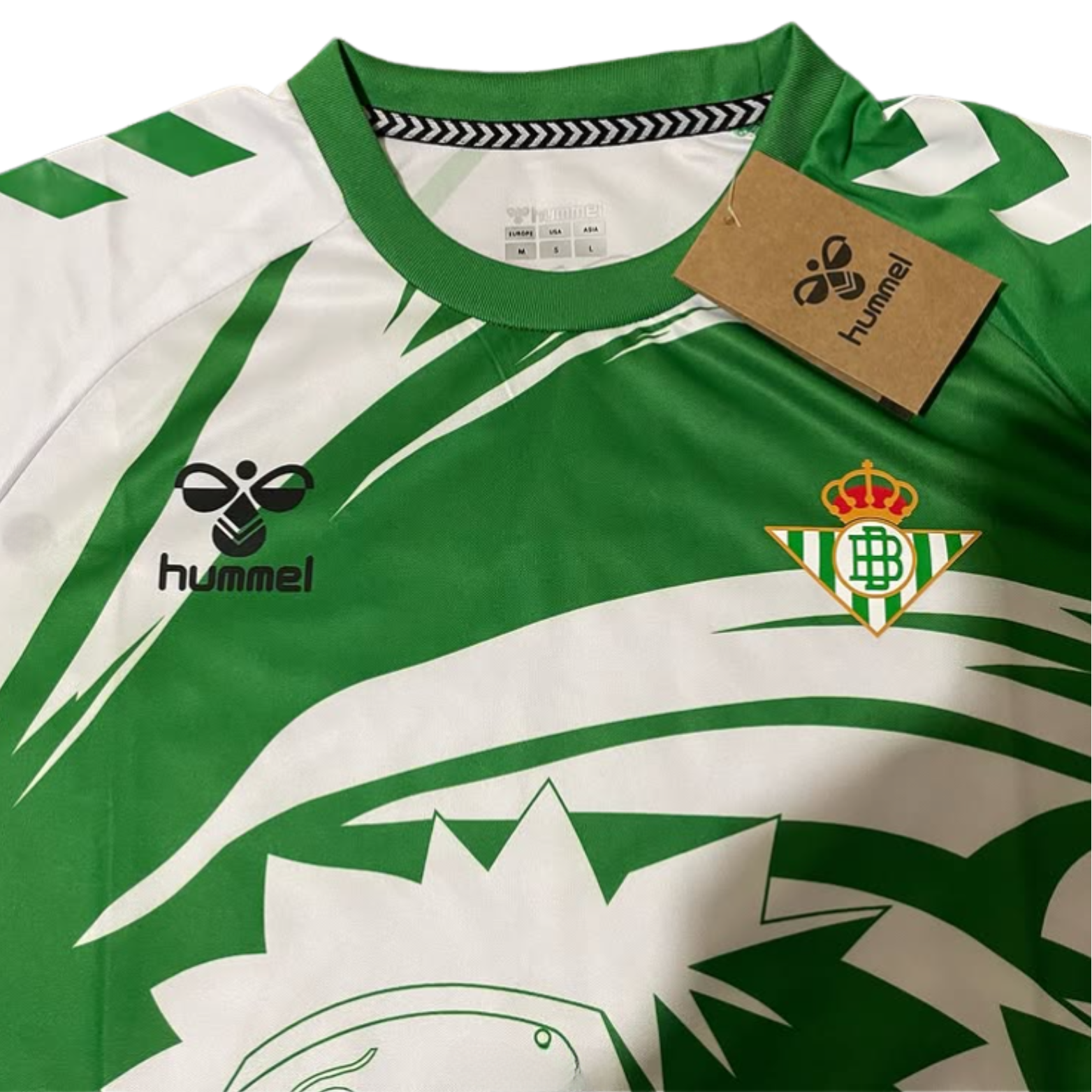 Real Betis Édition Spéciale 24/25 - Vue rapprochée