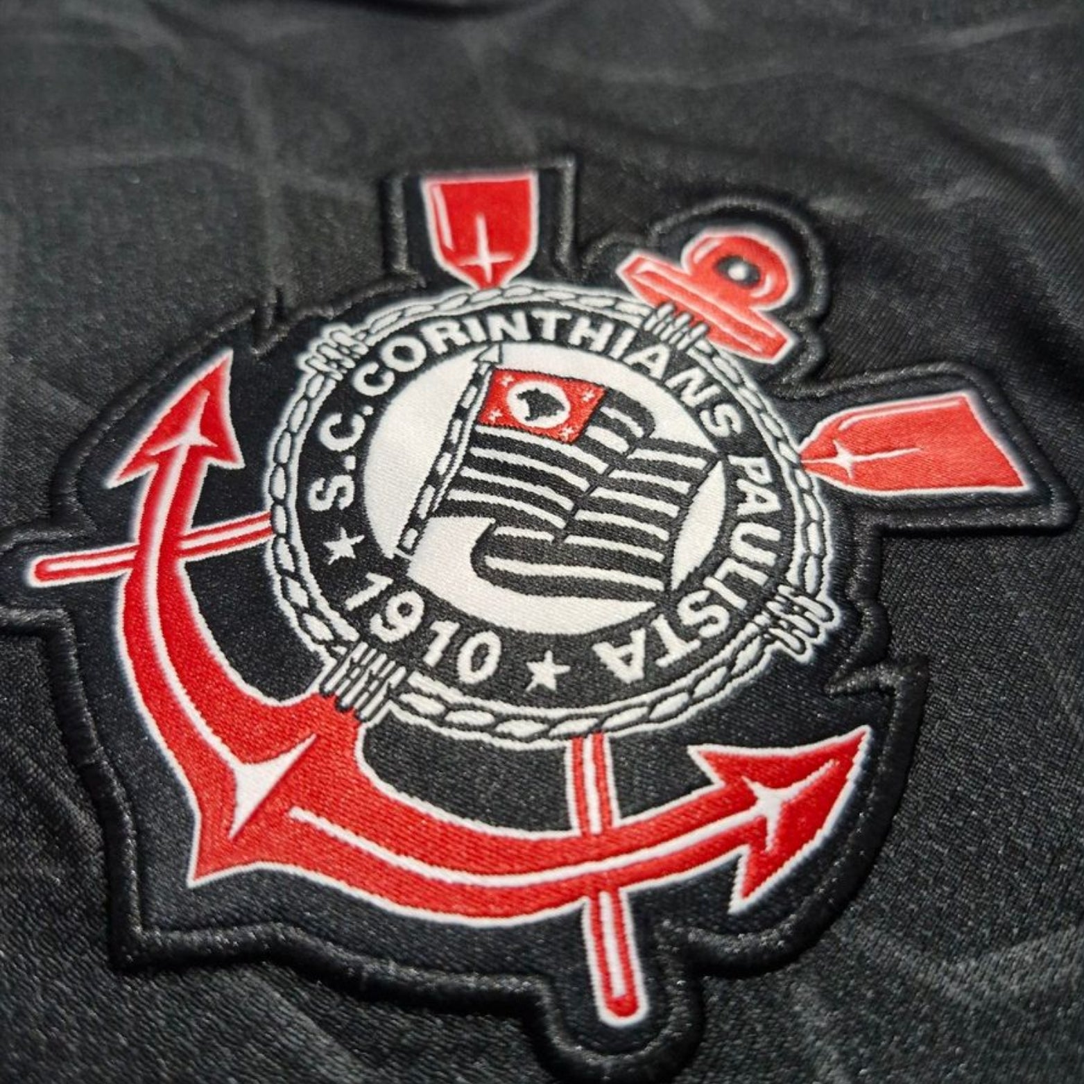 Corinthians Extérieur 12/13 - Vue rapprochée