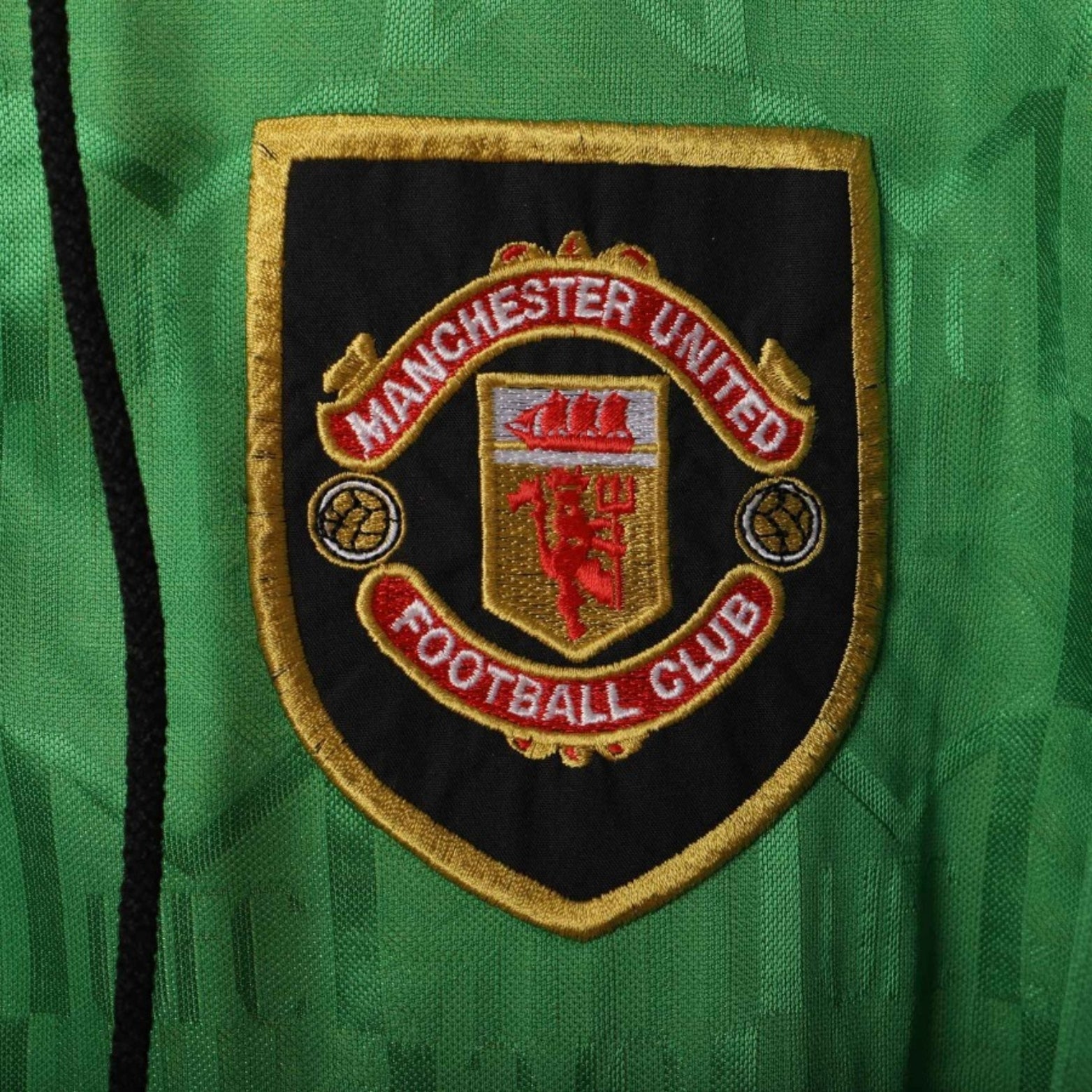 Manchester United Troisième 93/94 - Manches longues - Vue rapprochée