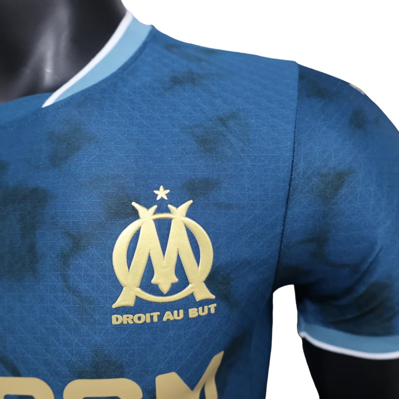 Olympique de Marseille Extérieur 24/25 - Vue rapprochée