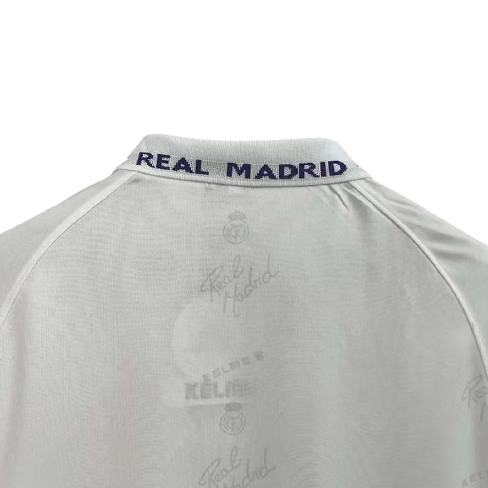 Real Madrid Domicile 94/95 - Manches Longues - Détail