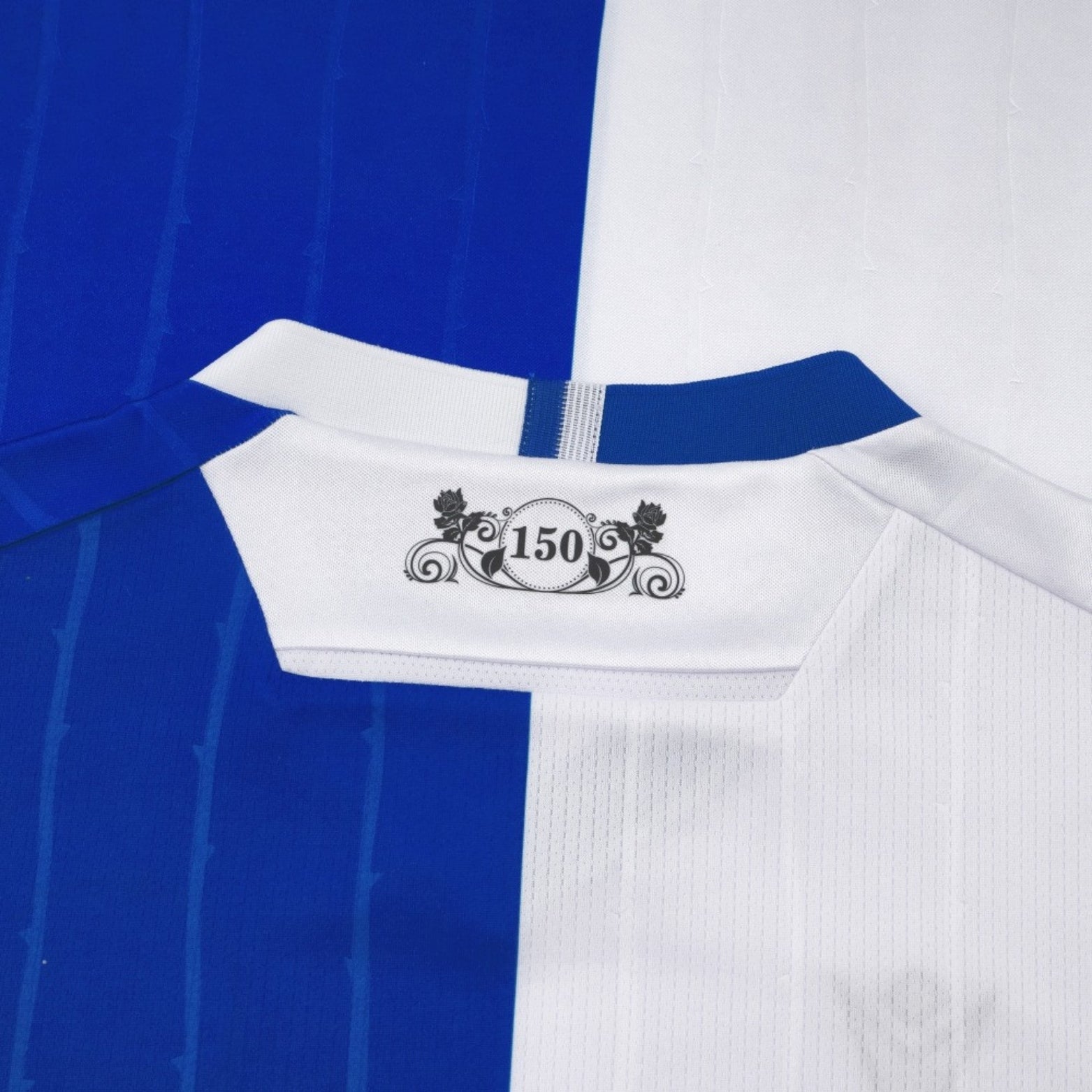 Blackburn Rovers Domicile 25/26 - Détail