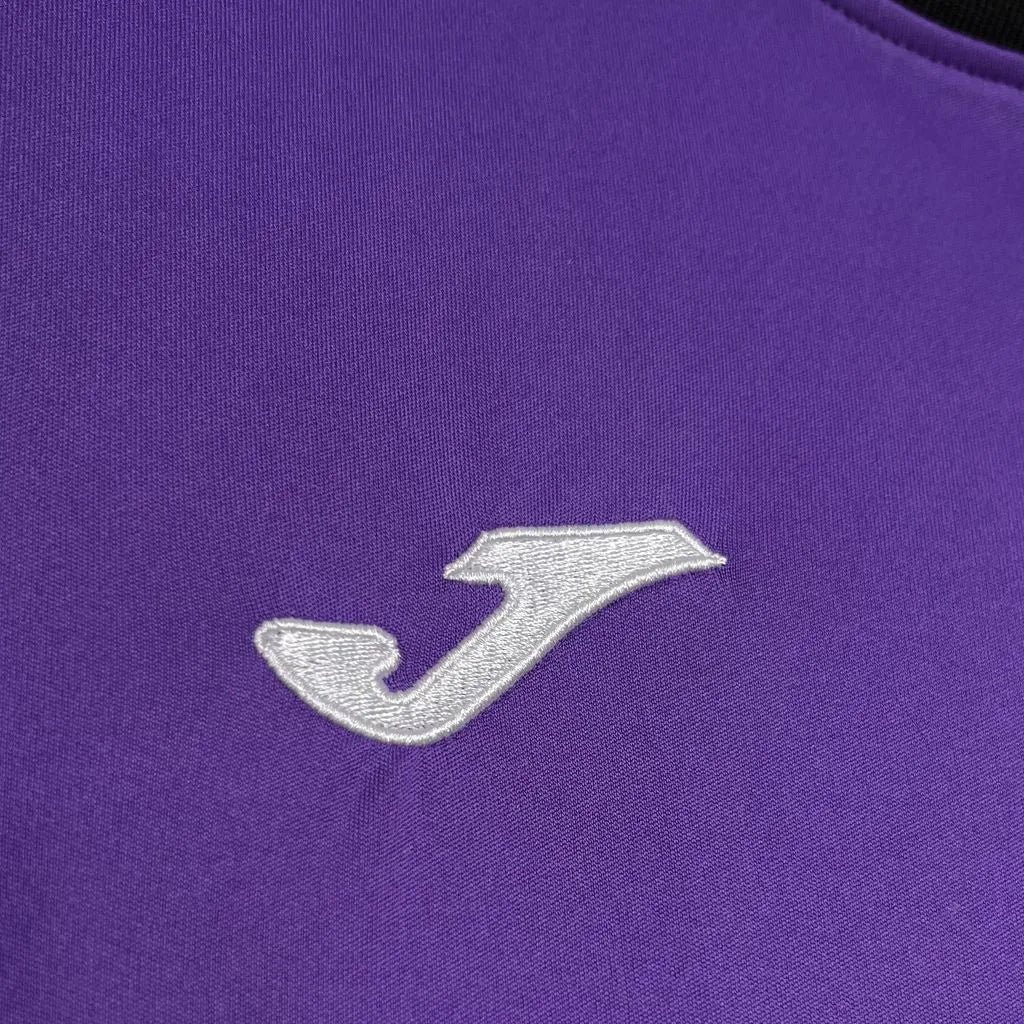 Córdoba CF Extérieur 24/25 - Vue rapprochée