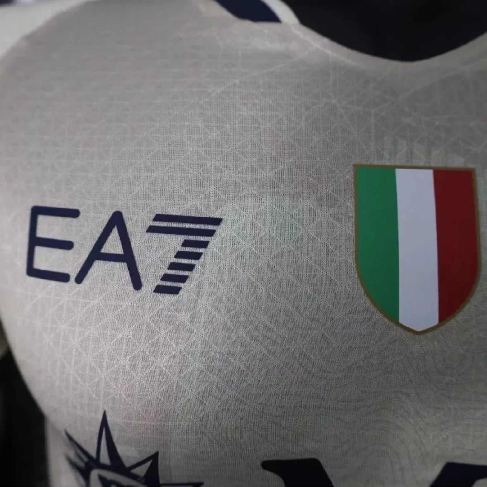 Naples Édition Spéciale 24/25 - Détail