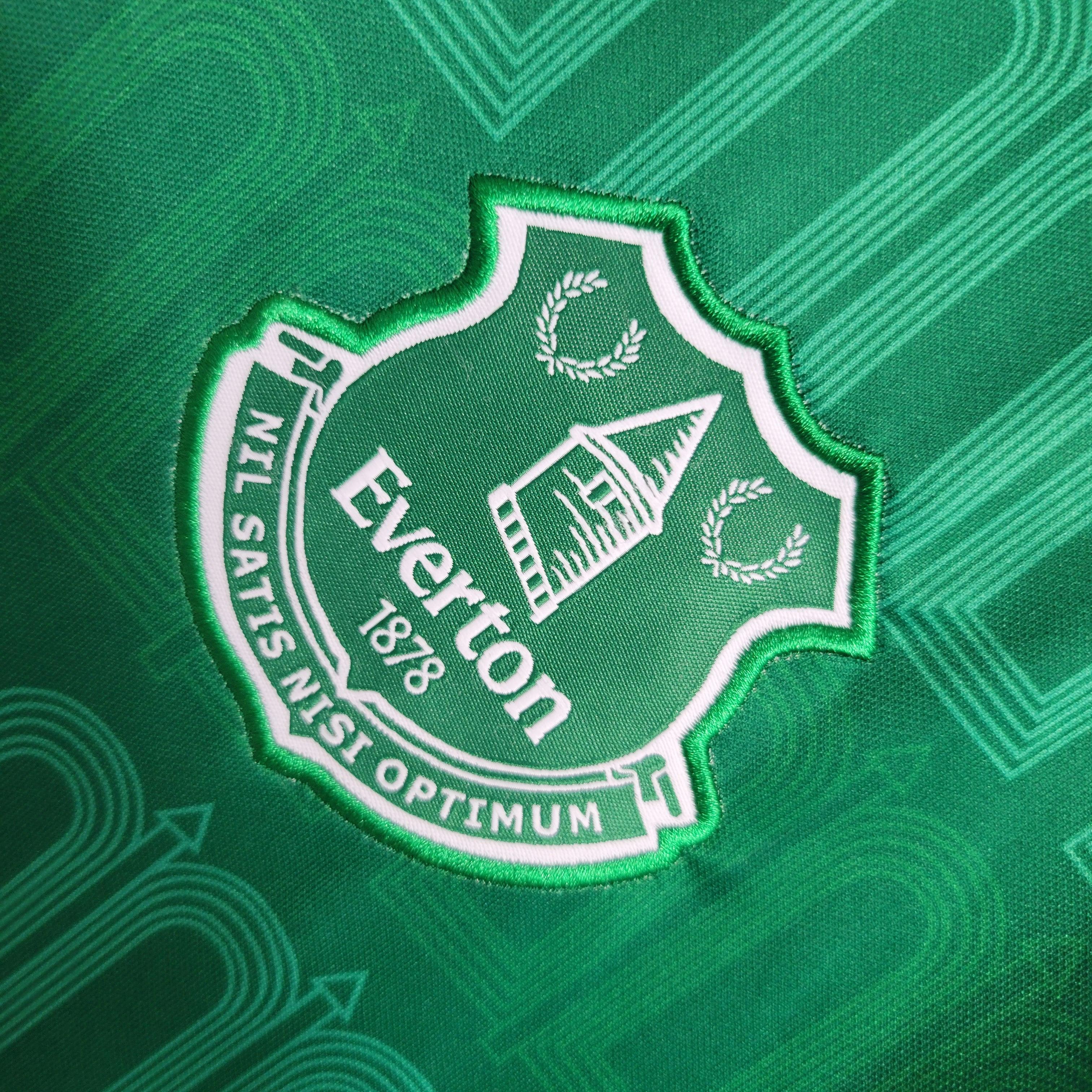 Everton Extérieur 23/24 - Vue latérale