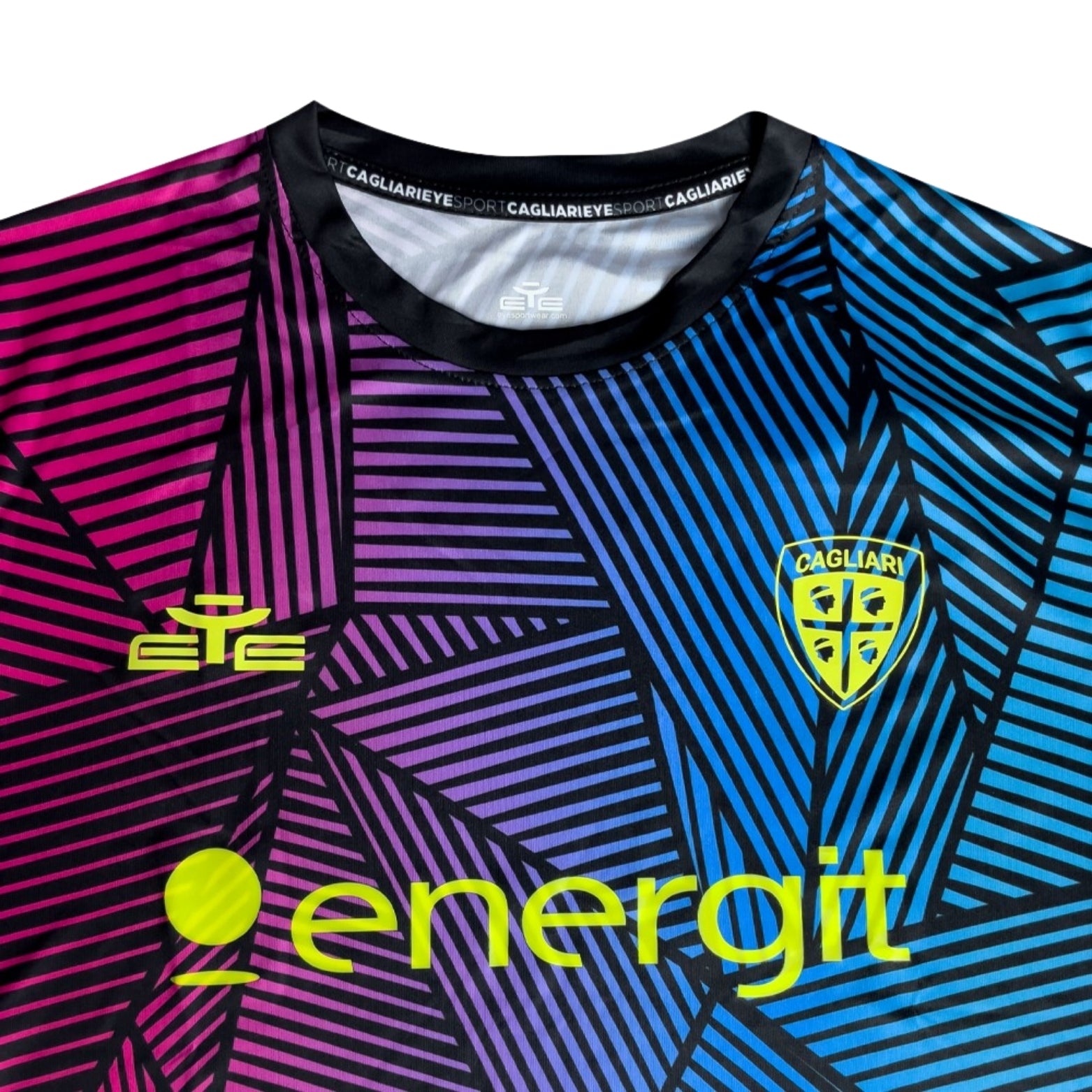 Cagliari Calcio Avant-Match 25/26 - Détail