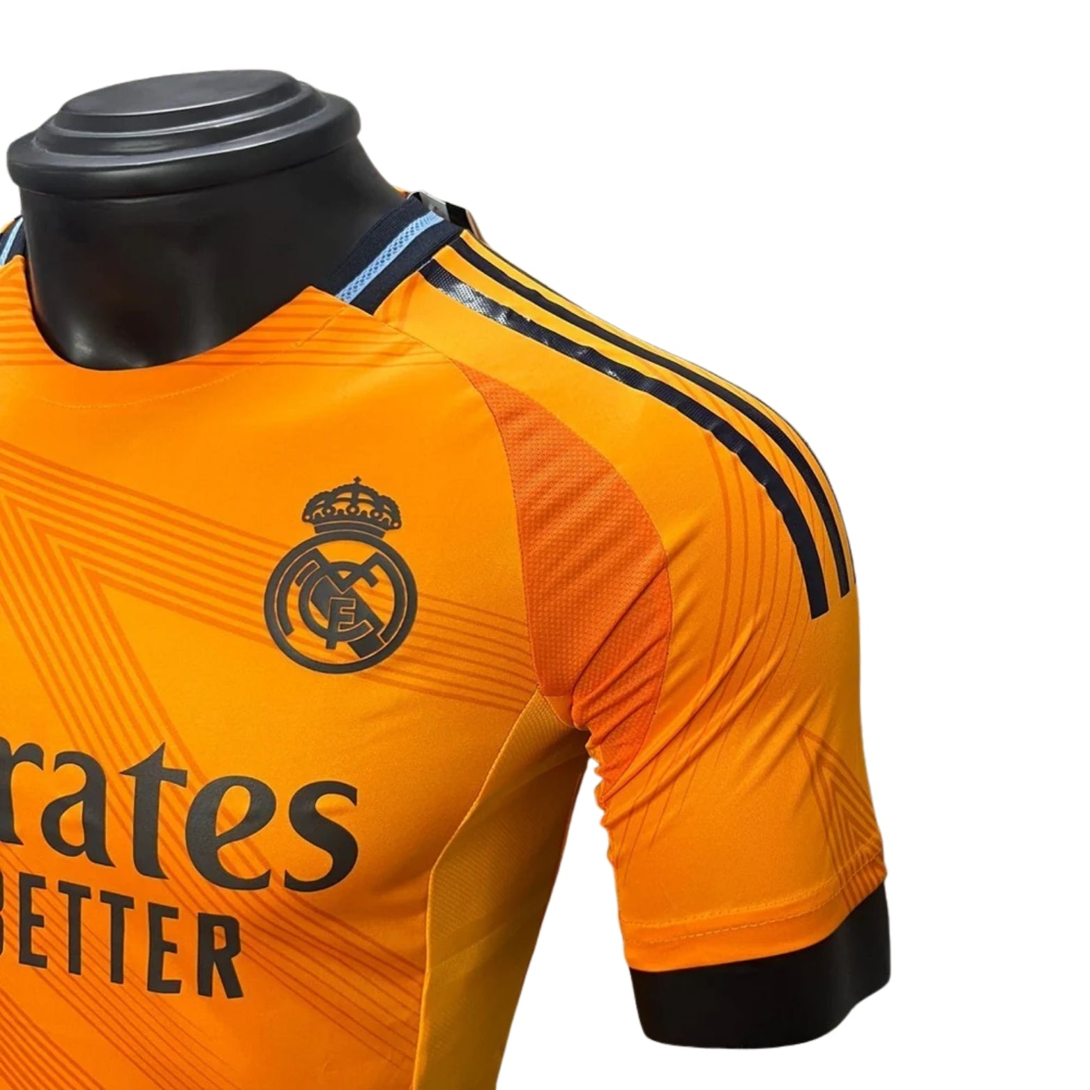 Real Madrid Extérieur 24/25 - Vue rapprochée