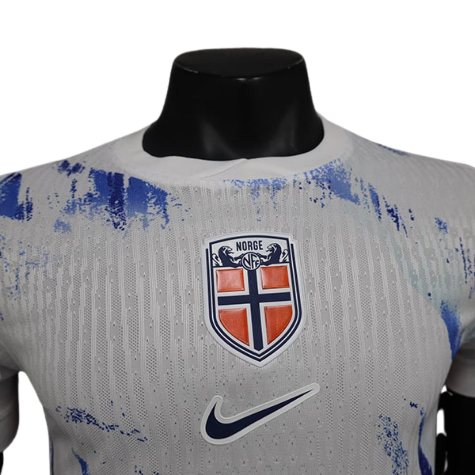 Norvège Extérieur 24/25 - Détail