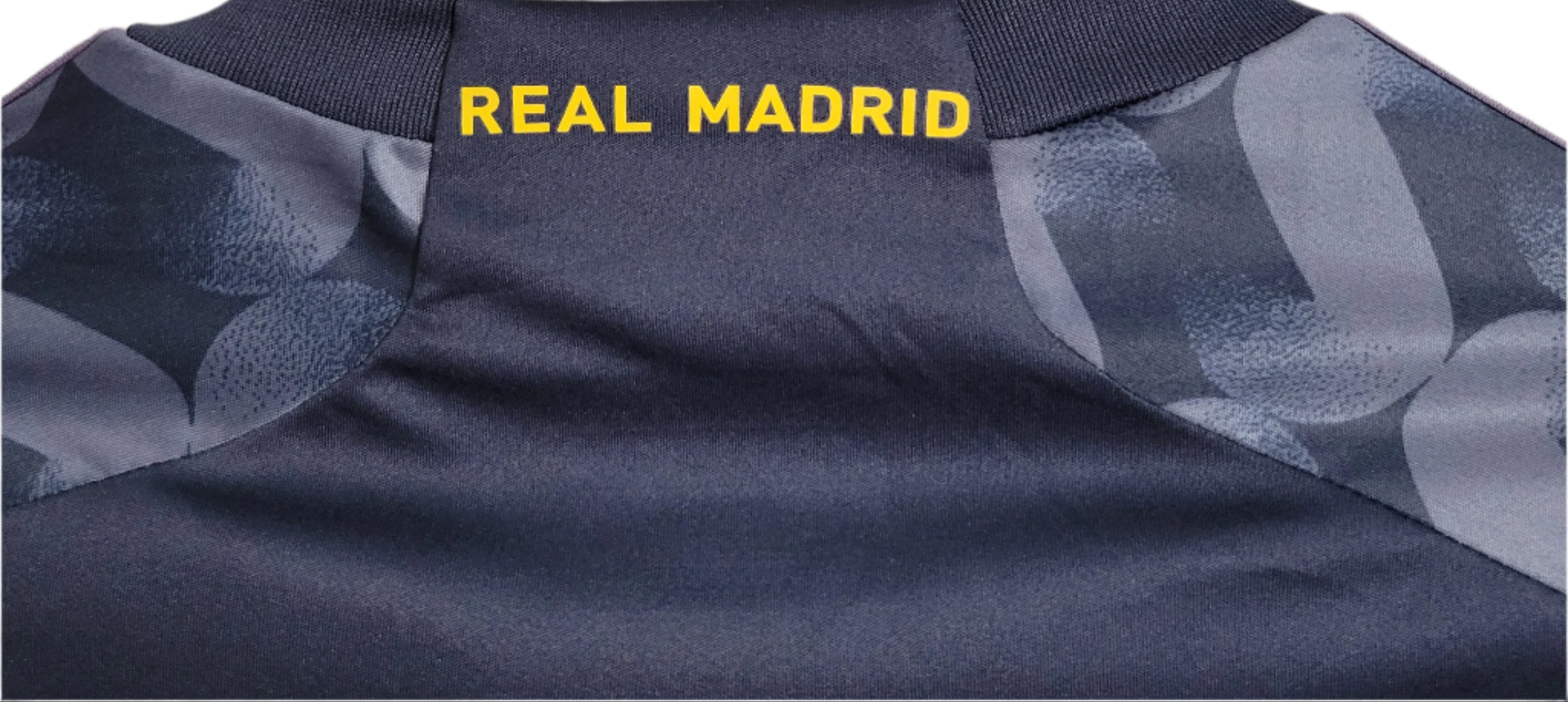 Real Madrid Extérieur 23/24 - Symbole HP inclus - Détail