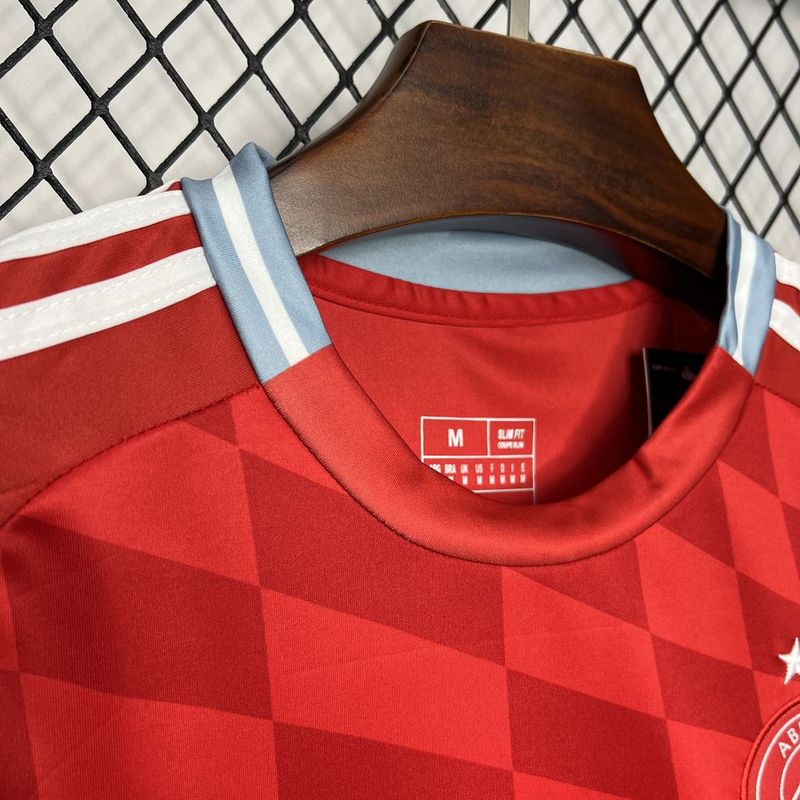 Aberdeen F.C Domicile 24/25 - Packaging