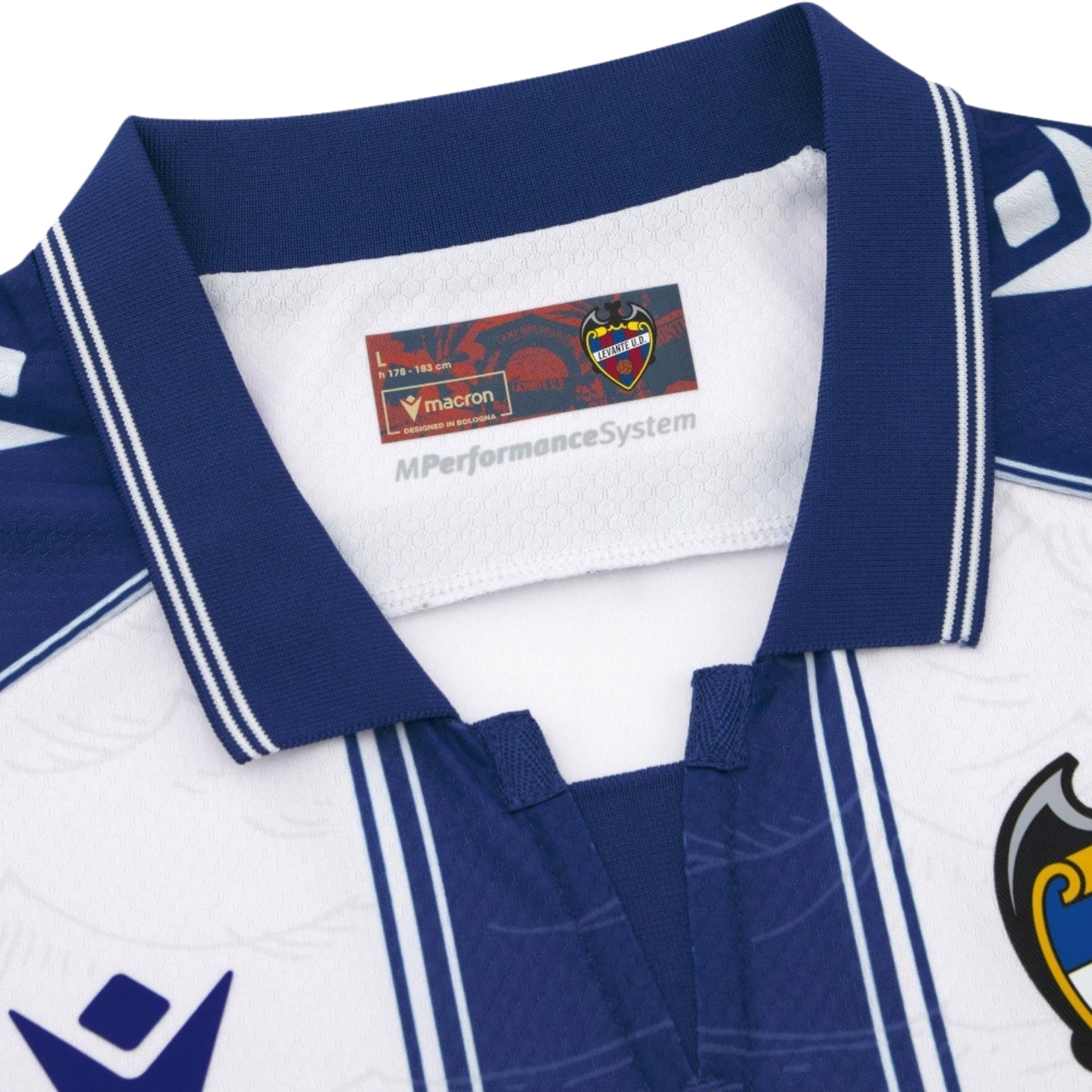 Levante UD Extérieur 25/26 - Détail
