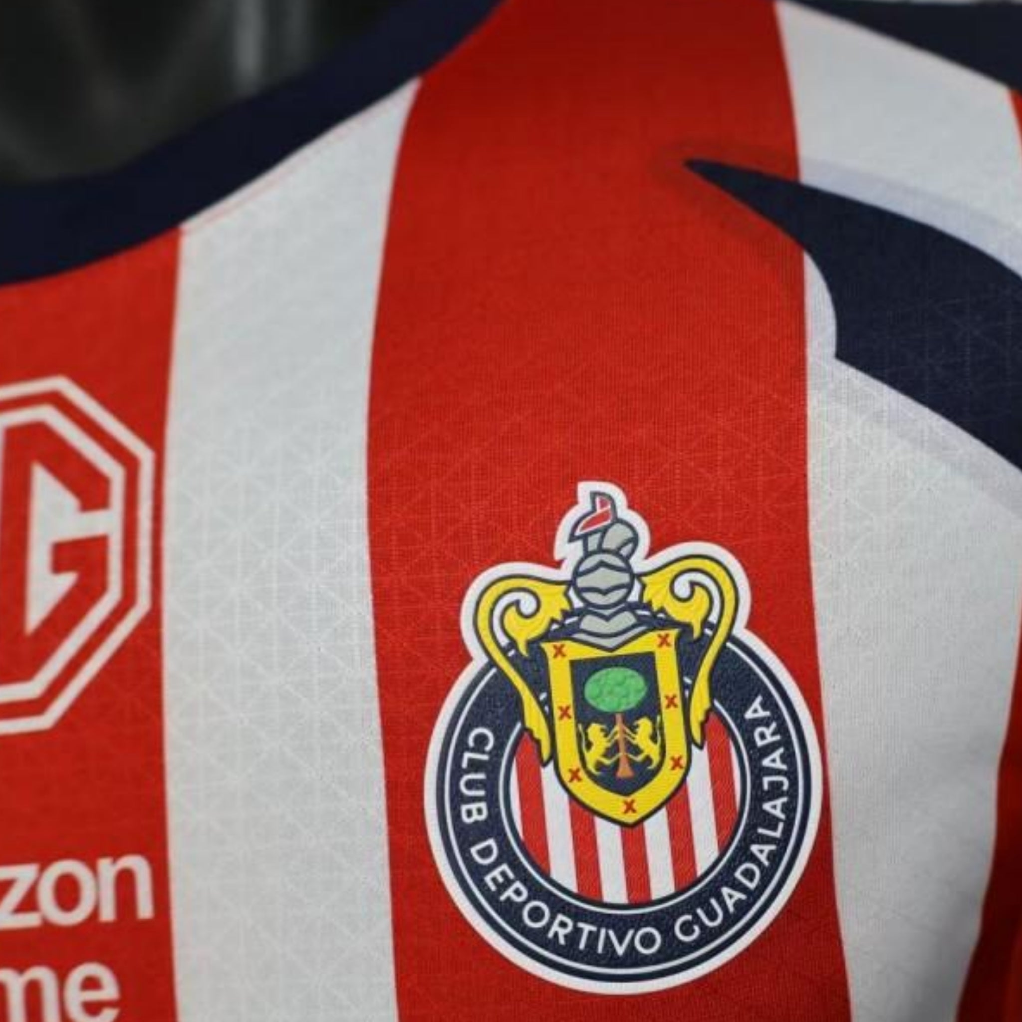 C.D. Guadalajara Chivas Domicile 25/26 - Vue rapprochée