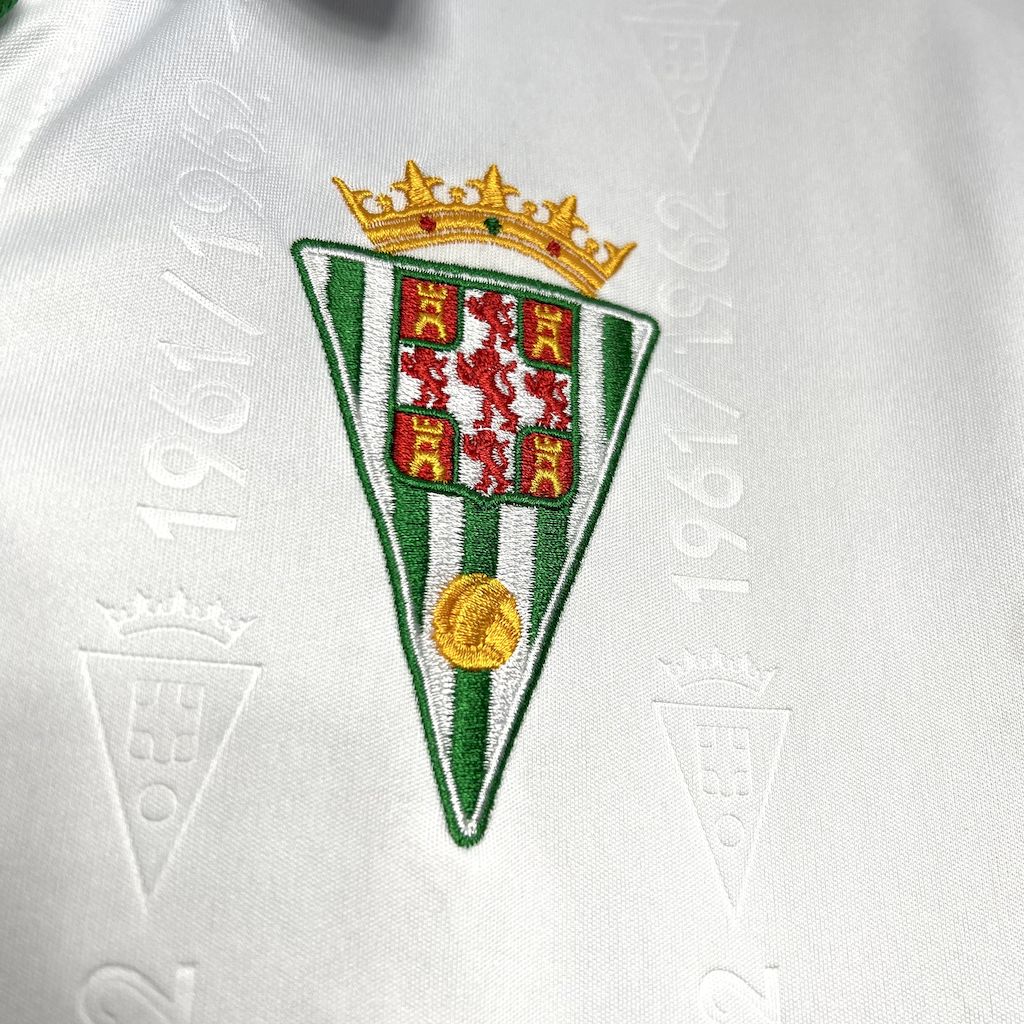 Córdoba CF Édition Speciale 24/25 - Vue rapprochée