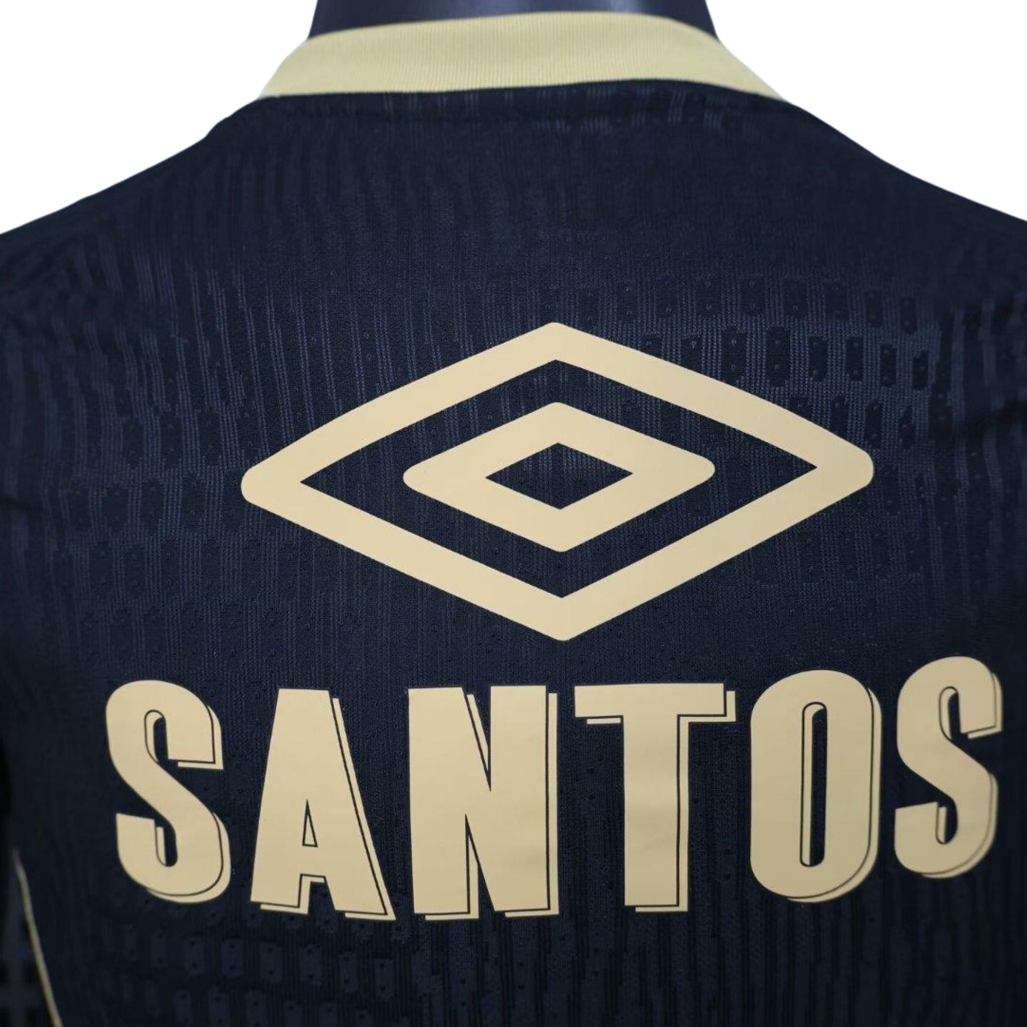 Santos Édition Spéciale 25/26 - Vue rapprochée