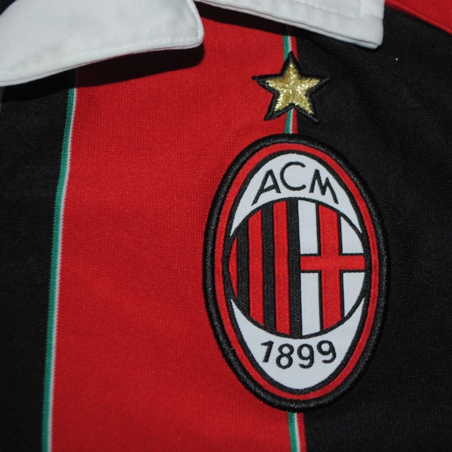 AC Milan Domicile 12/13 - Vue rapprochée