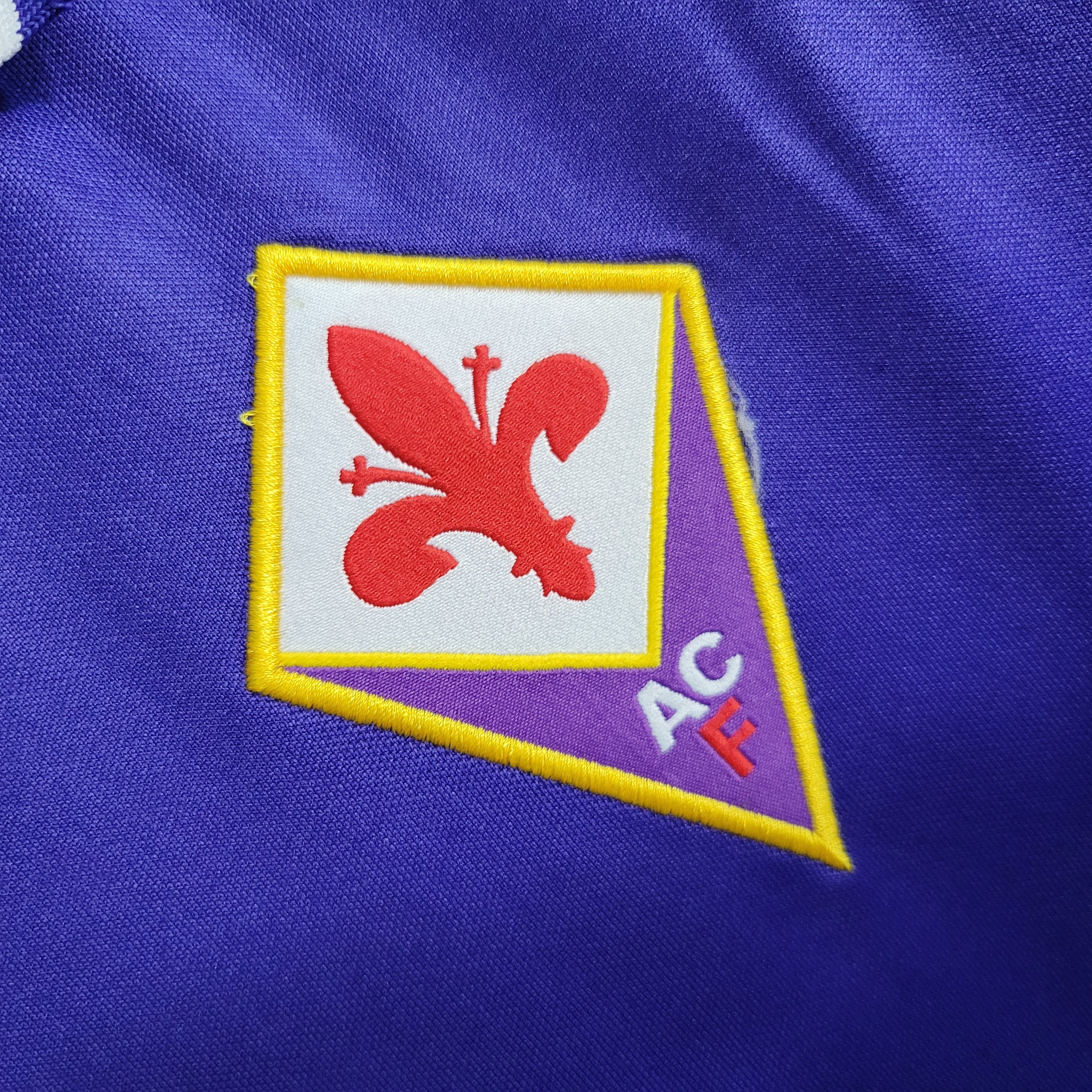 Fiorentina Domicile 98/99 - Vue rapprochée