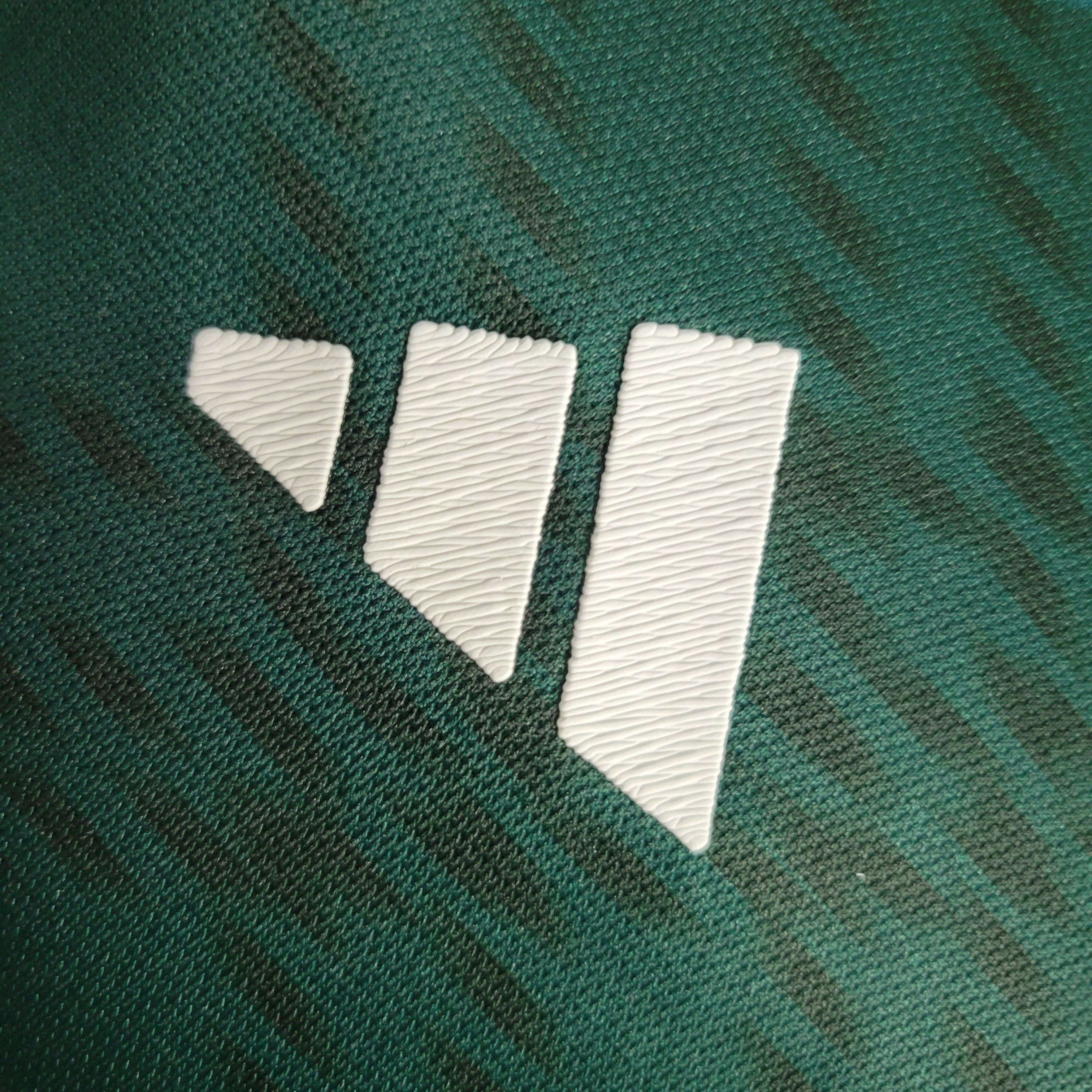 Portland Timbers Domicile 23/24 - Vue latérale
