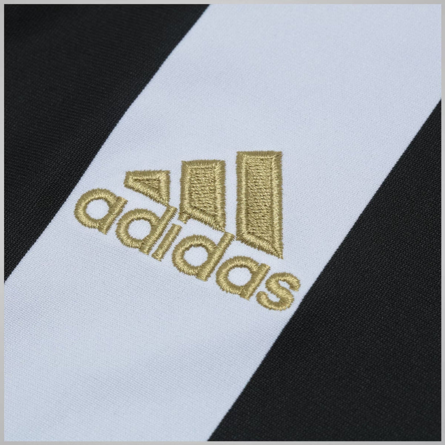 Juventus Domicile 17/18 - Packaging