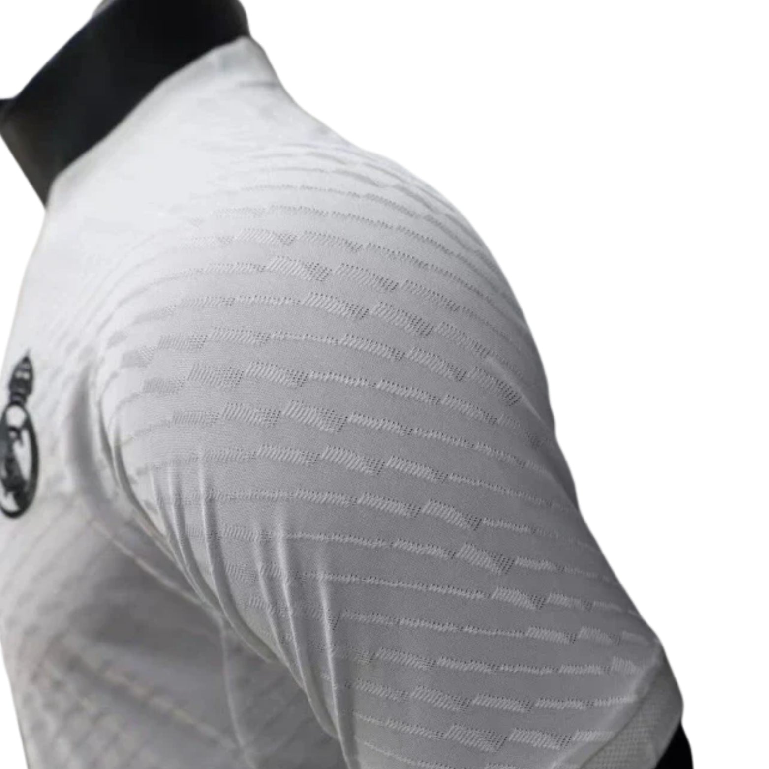 Real Madrid Édition Spéciale 24/25 - Collection Y-3 - Vue rapprochée