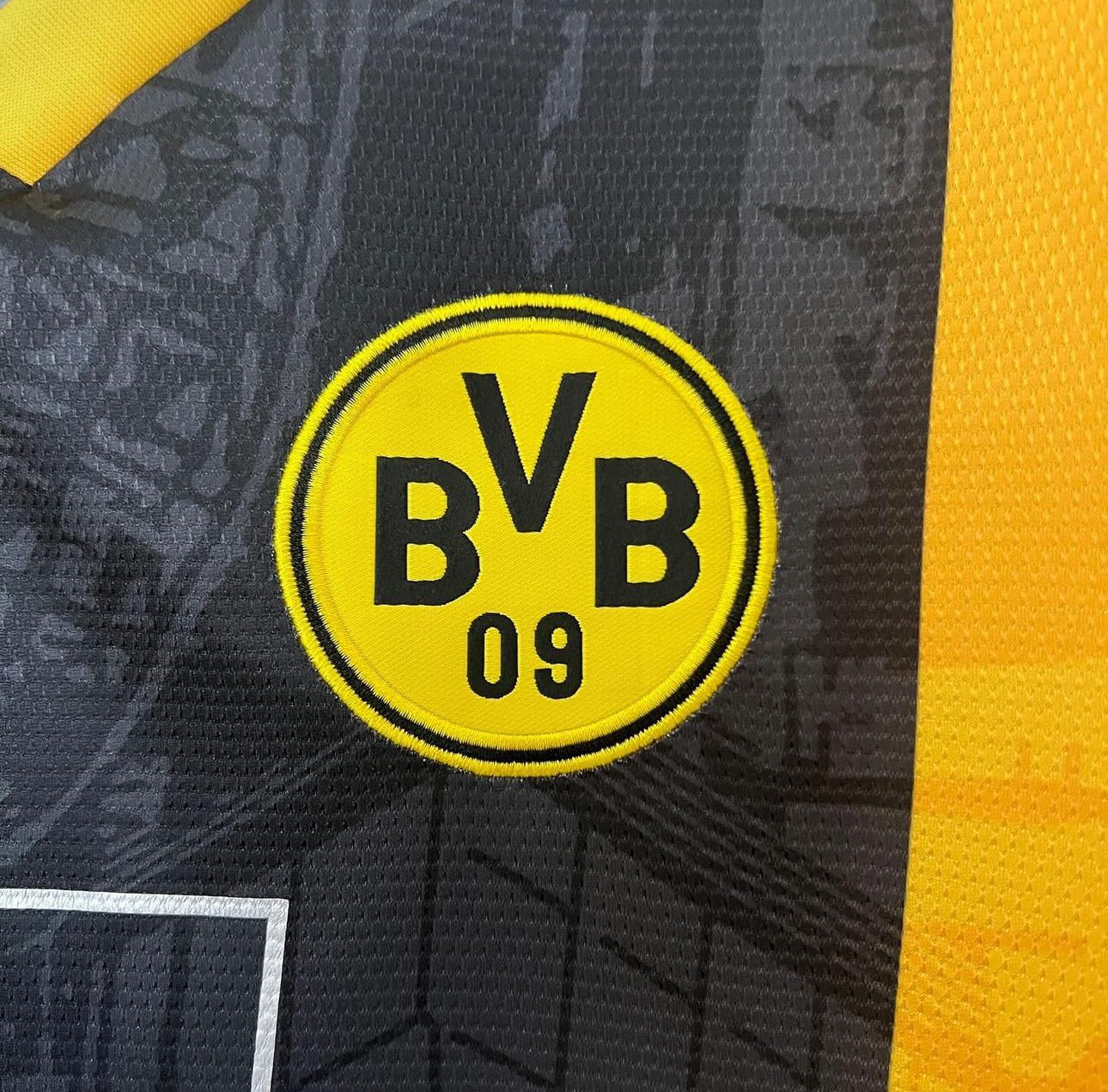 Borussia Dortmund Édition Spéciale 23/24 - Détail