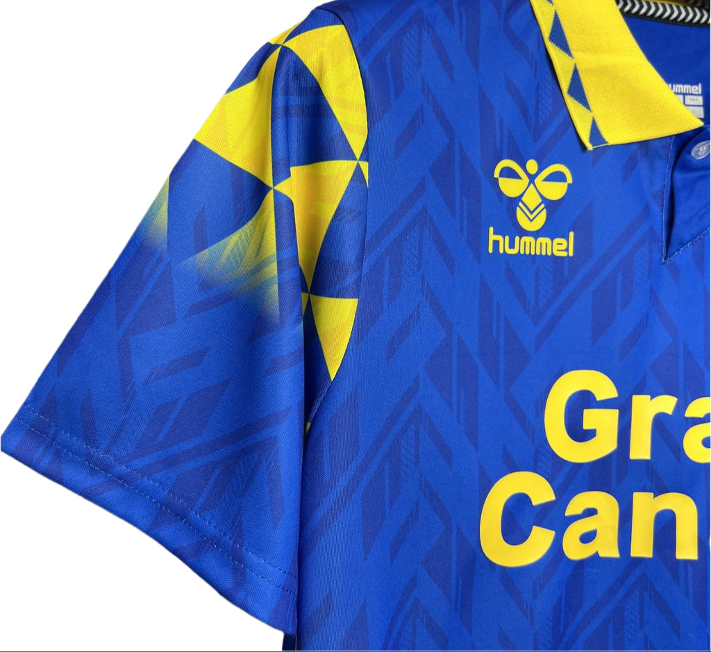 Las Palmas Extérieur 24/25 - Détail