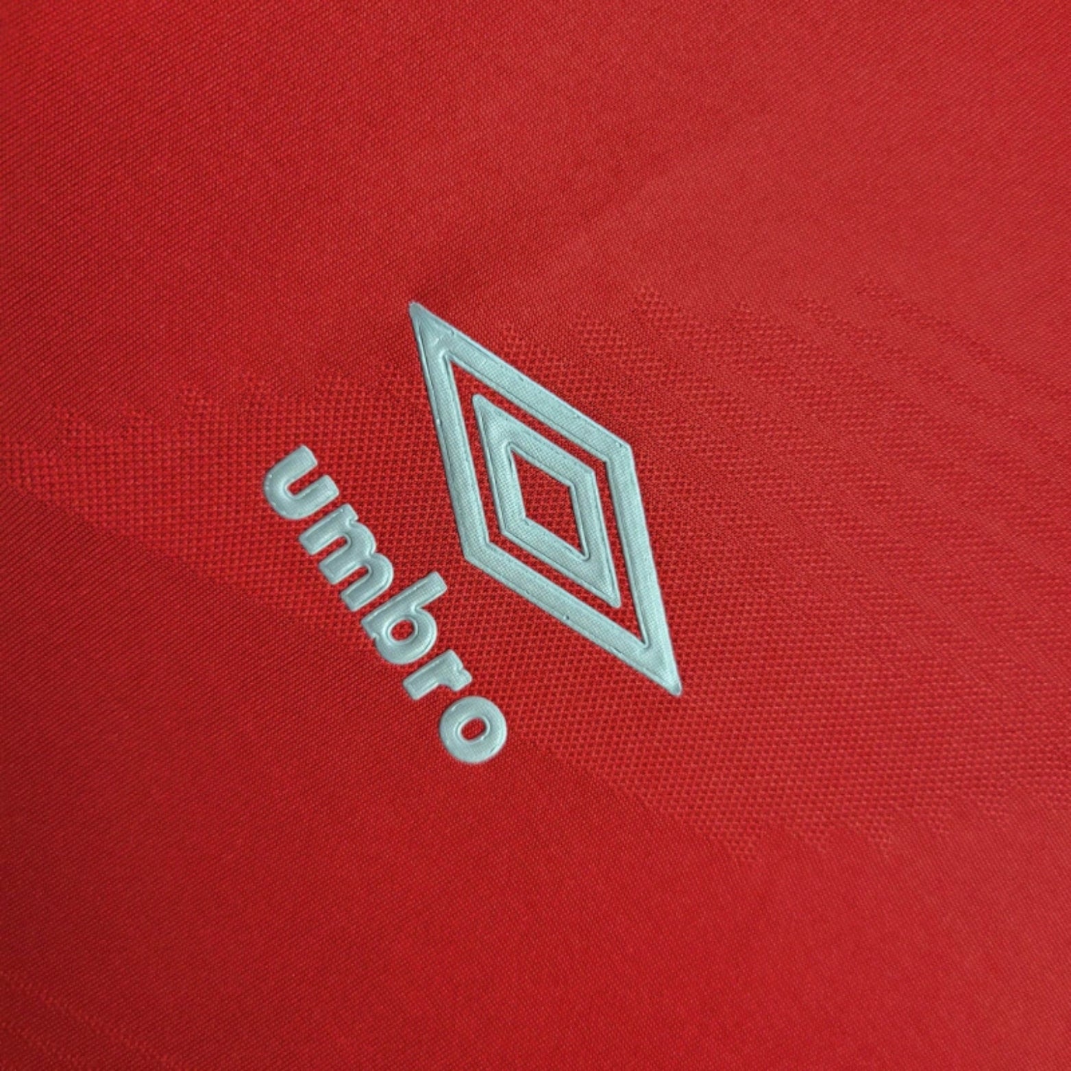 Athletico Paranaense Domicile 24/25 - Détail