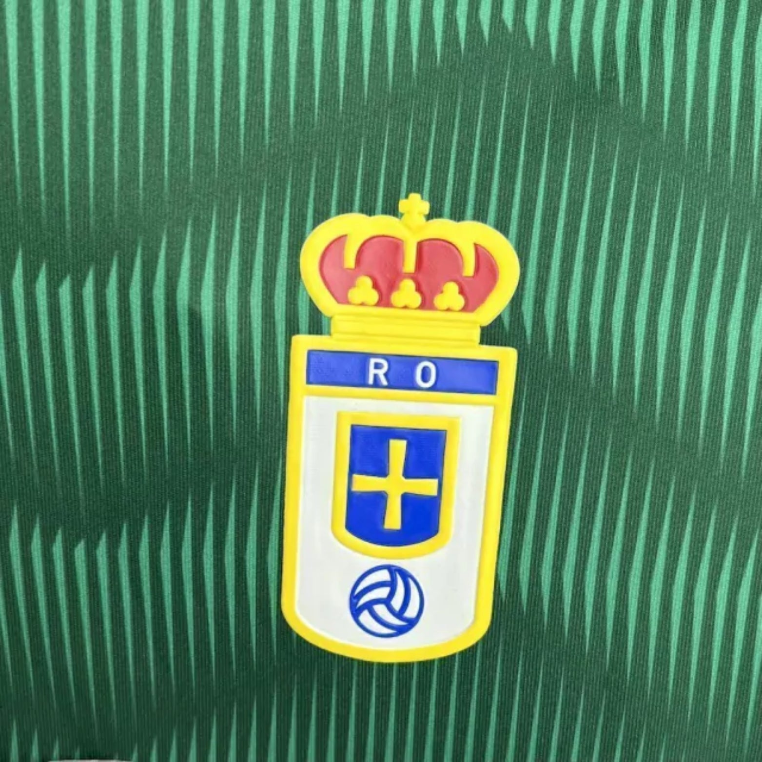 Real Oviedo Troisième 24/25 - Vue rapprochée