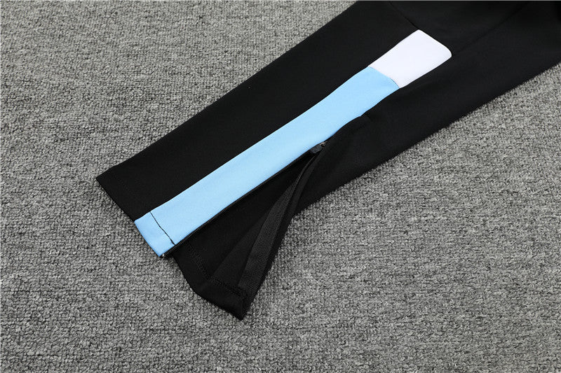 Manchester City - Survêtement - 1/2 Zip - Vue rapprochée