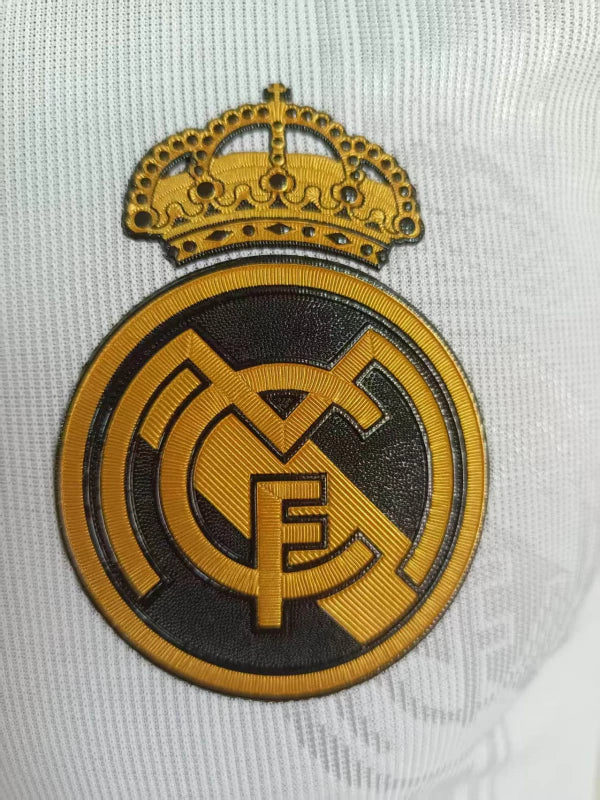 Real Madrid Polo 25/26 - Vue rapprochée
