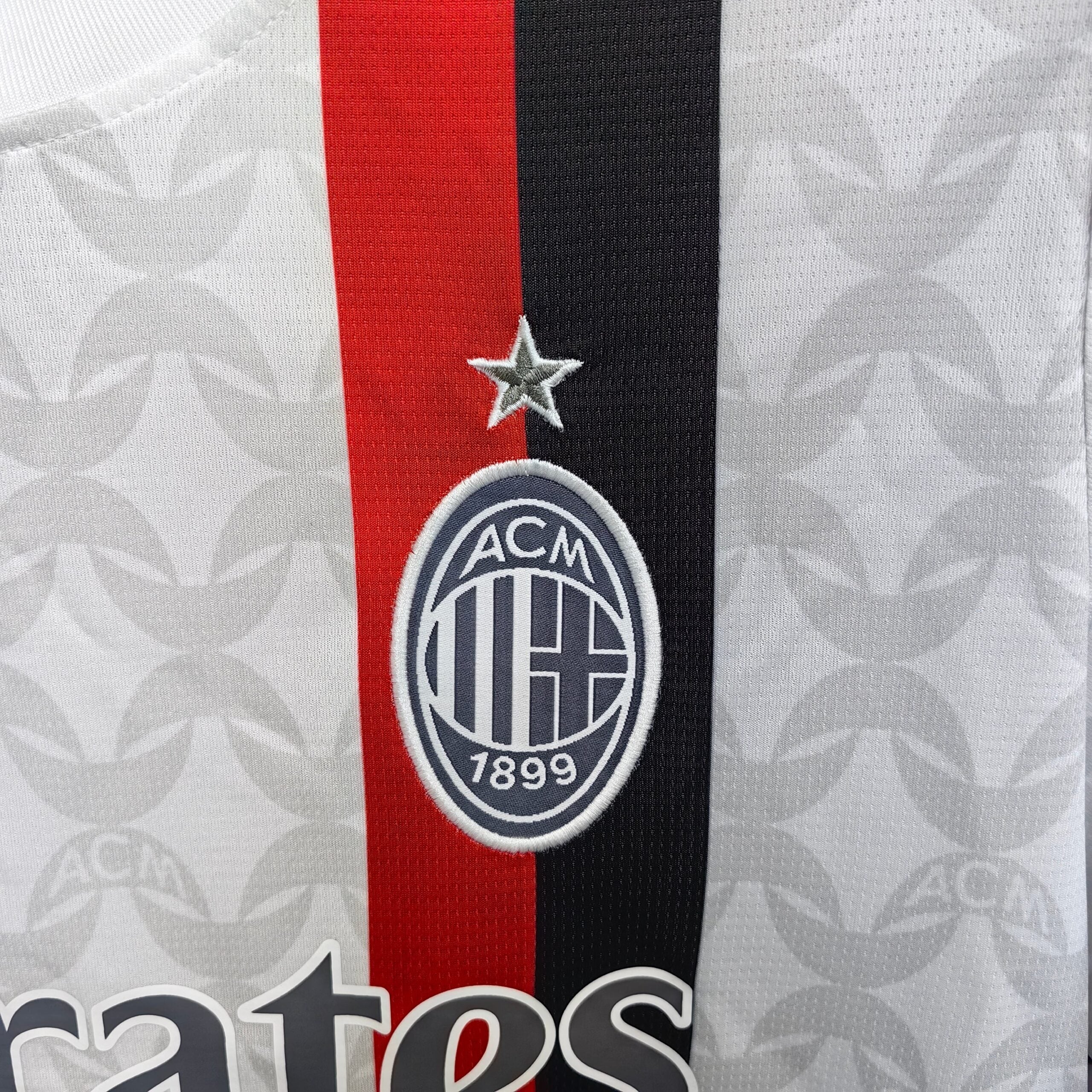 AC Milan Extérieur 23/24 - Détail