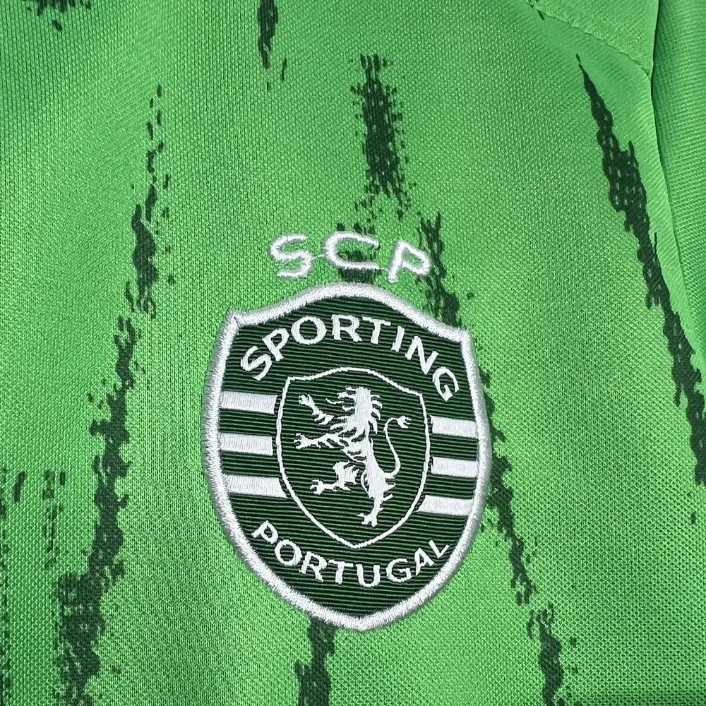 Kit - Sporting Troisième 24/25 - Détail