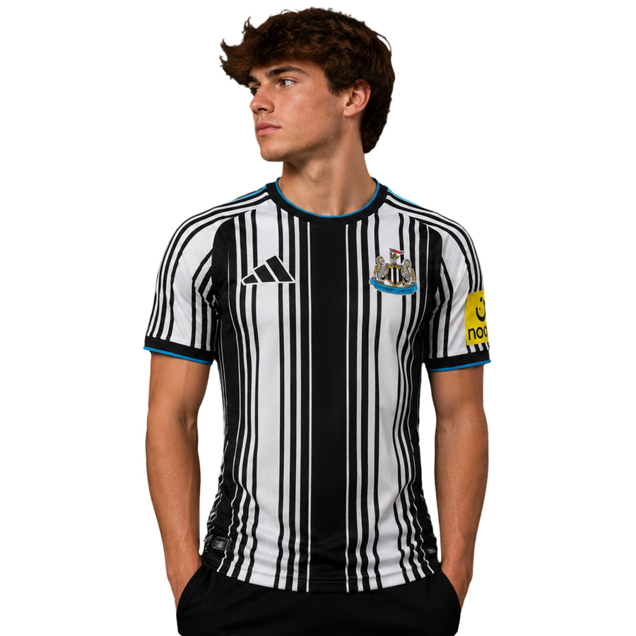 Newcastle United Local 26/27 - Versión Jugador