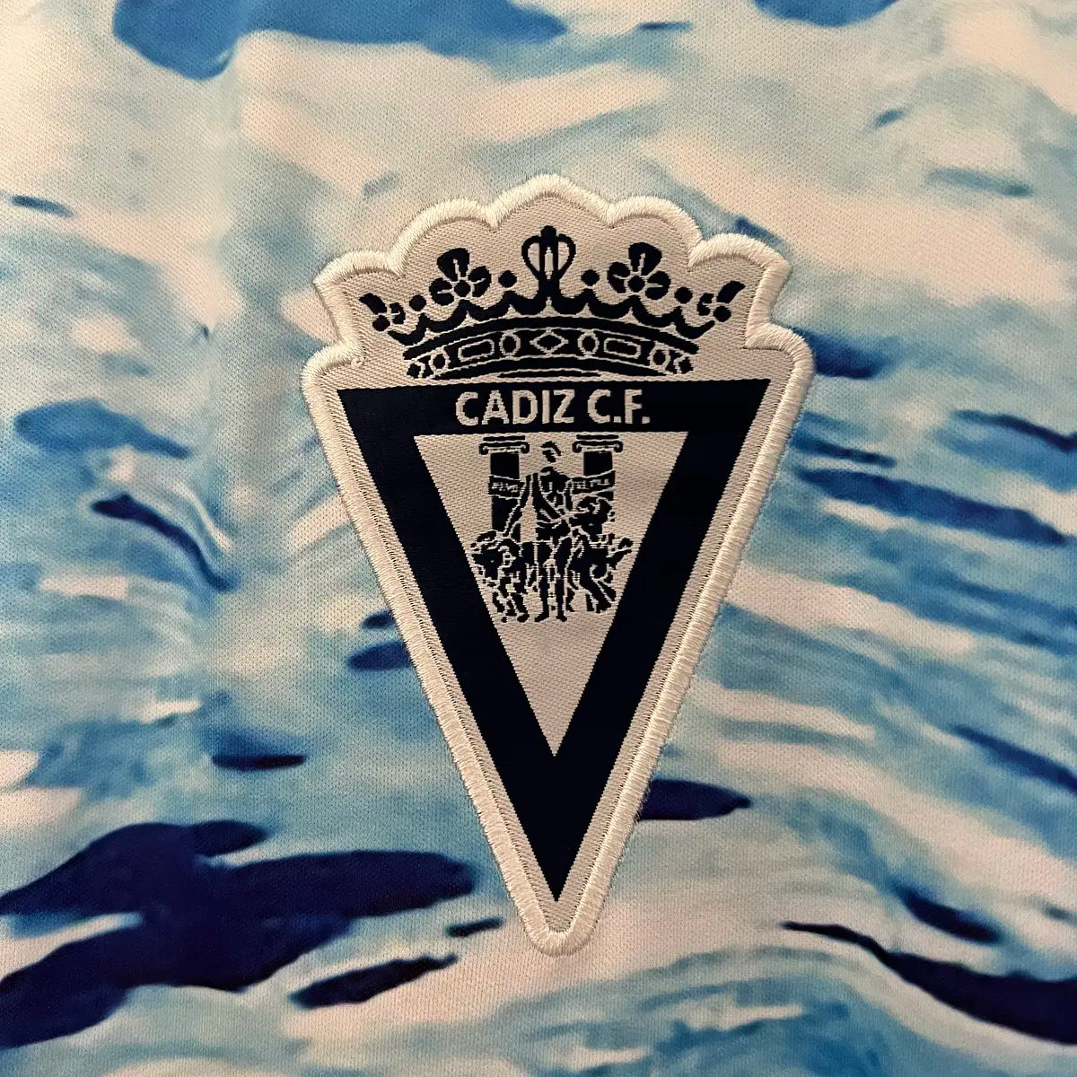 Cadiz Édition Spéciale 24/25 - Vue rapprochée