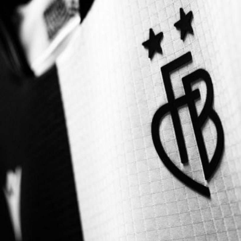 FC Basel Troisième 25/26 - Vue rapprochée