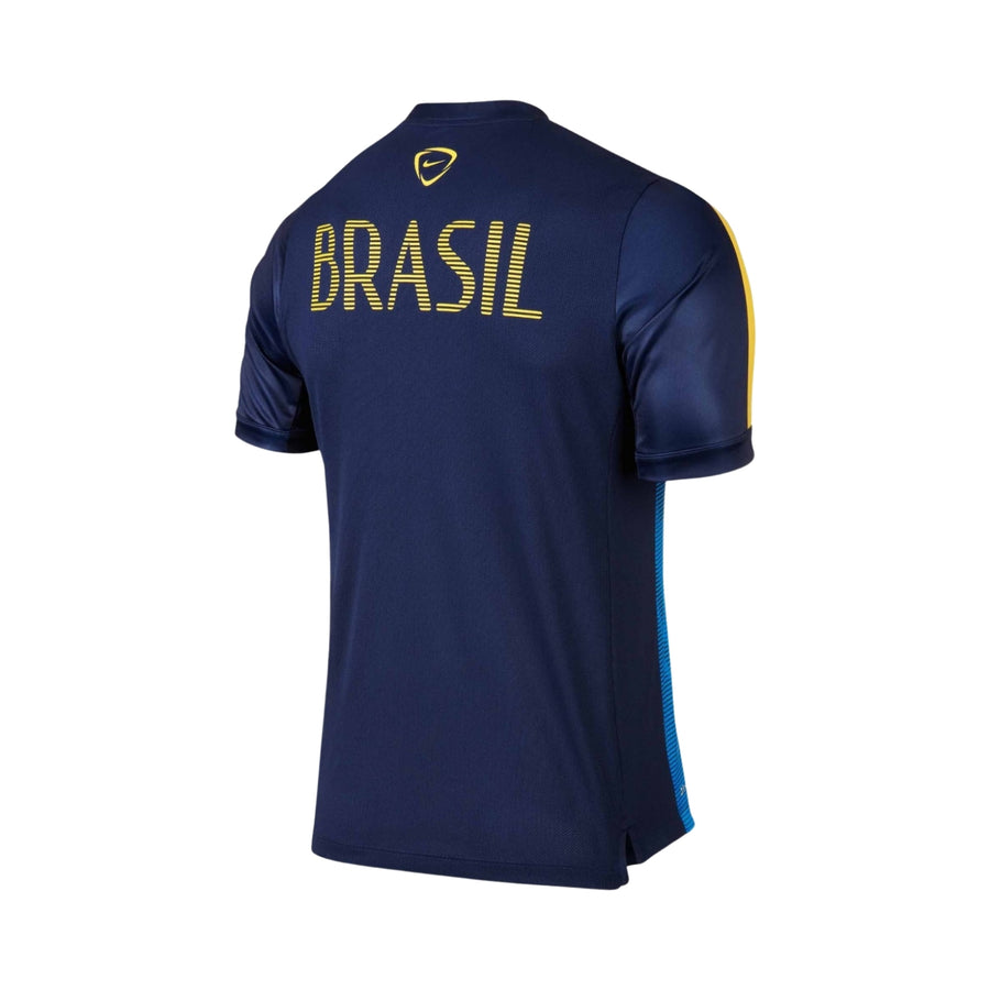 Brésil Avant-Mach 15/16