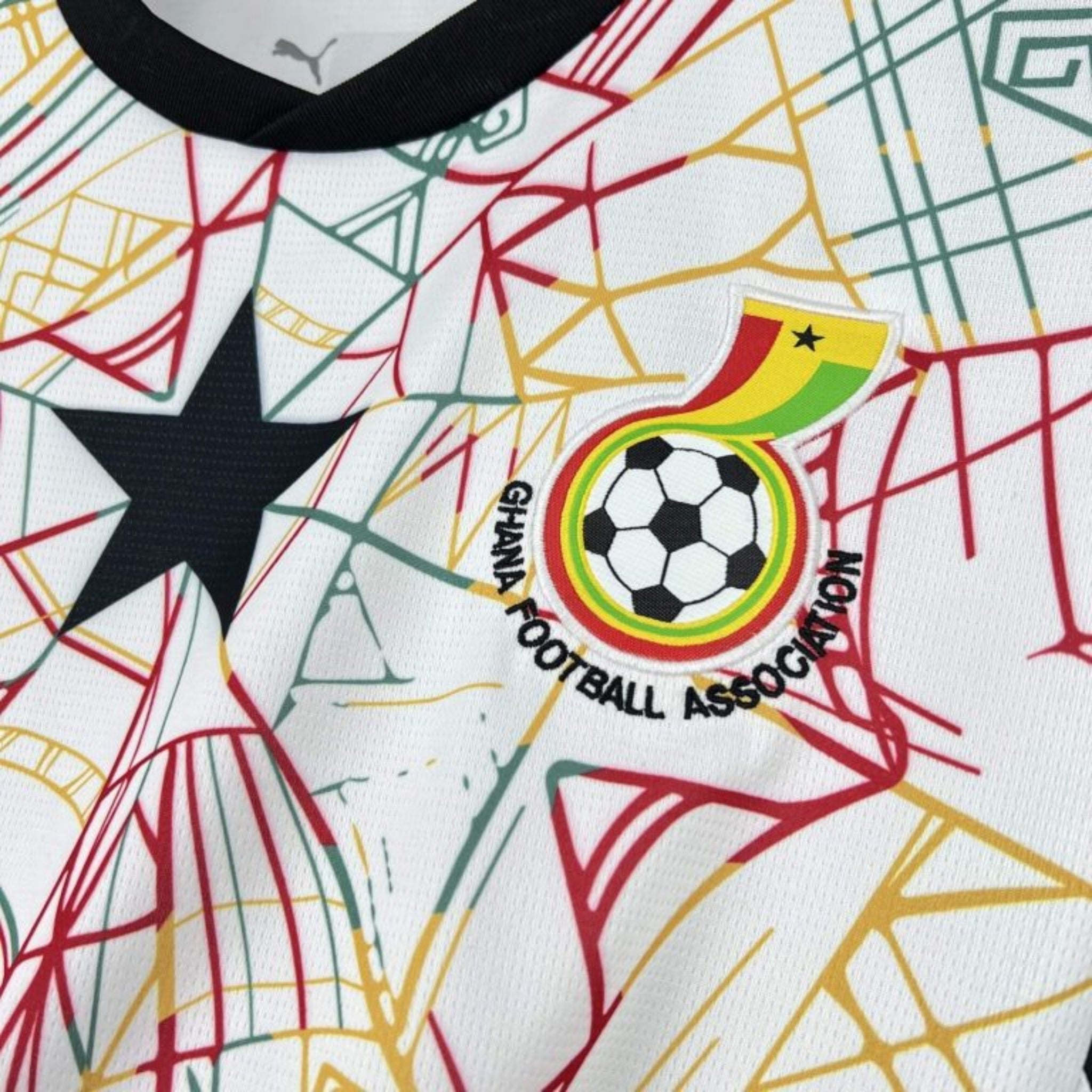 Ghana Domicile 26/27 - Vue rapprochée