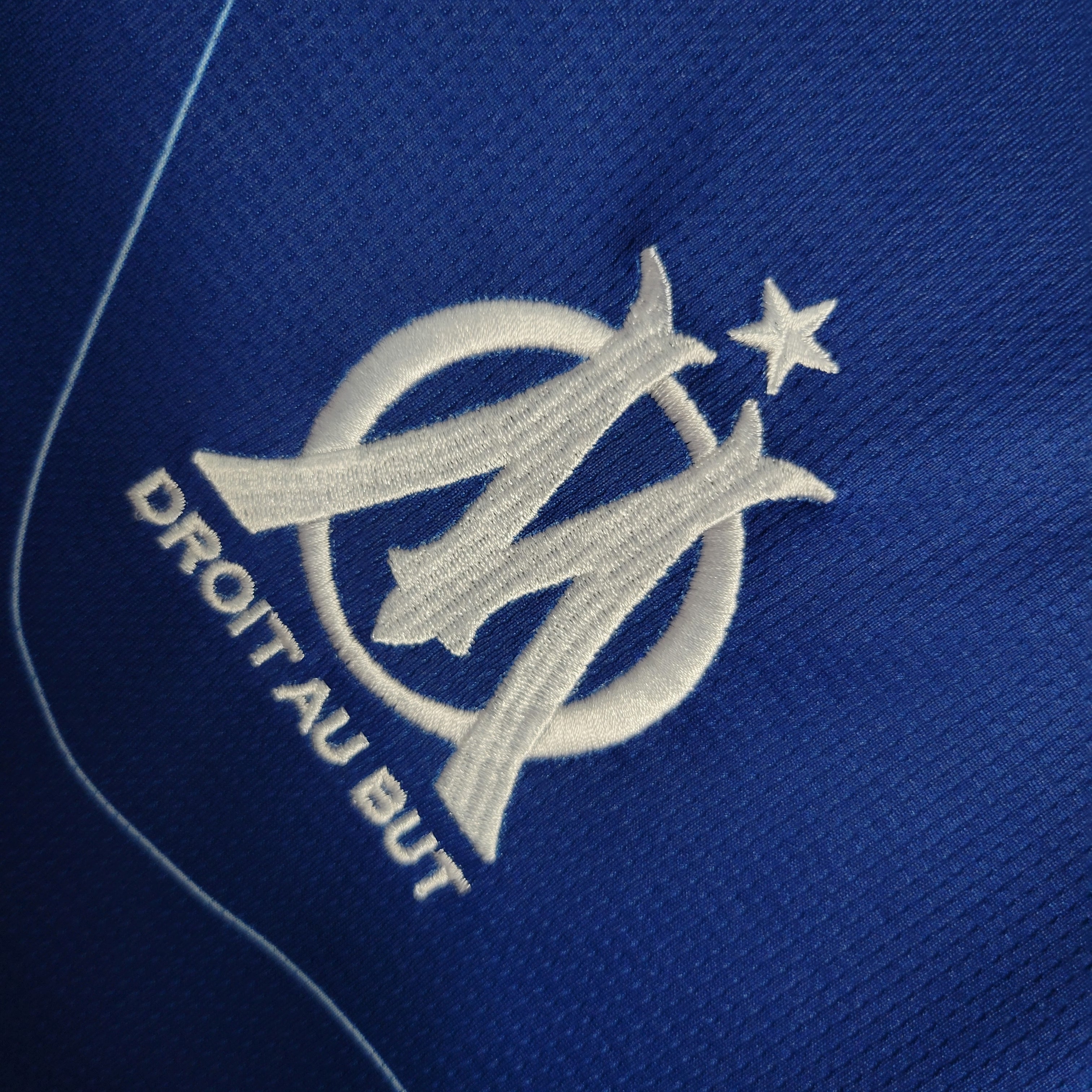 Olympique de Marseille Extérieur 23/24 - Vue latérale