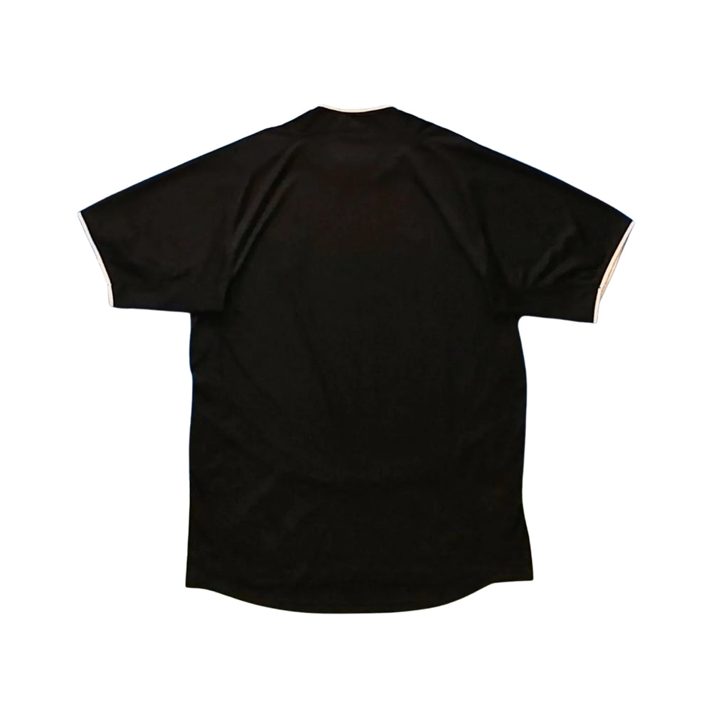 Manchester United Away 04/05