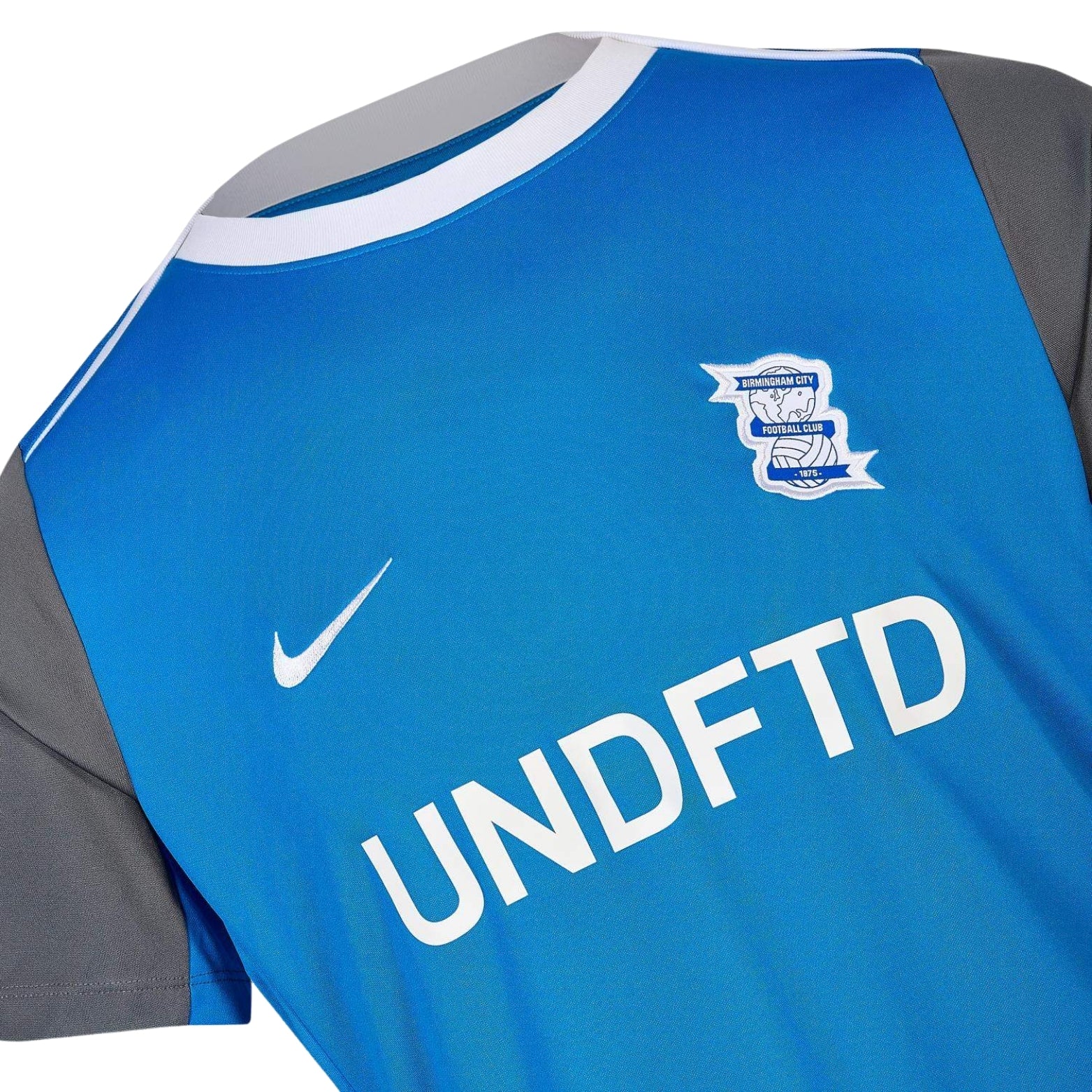 Birmingham City Entraînement 25/26 - Détail