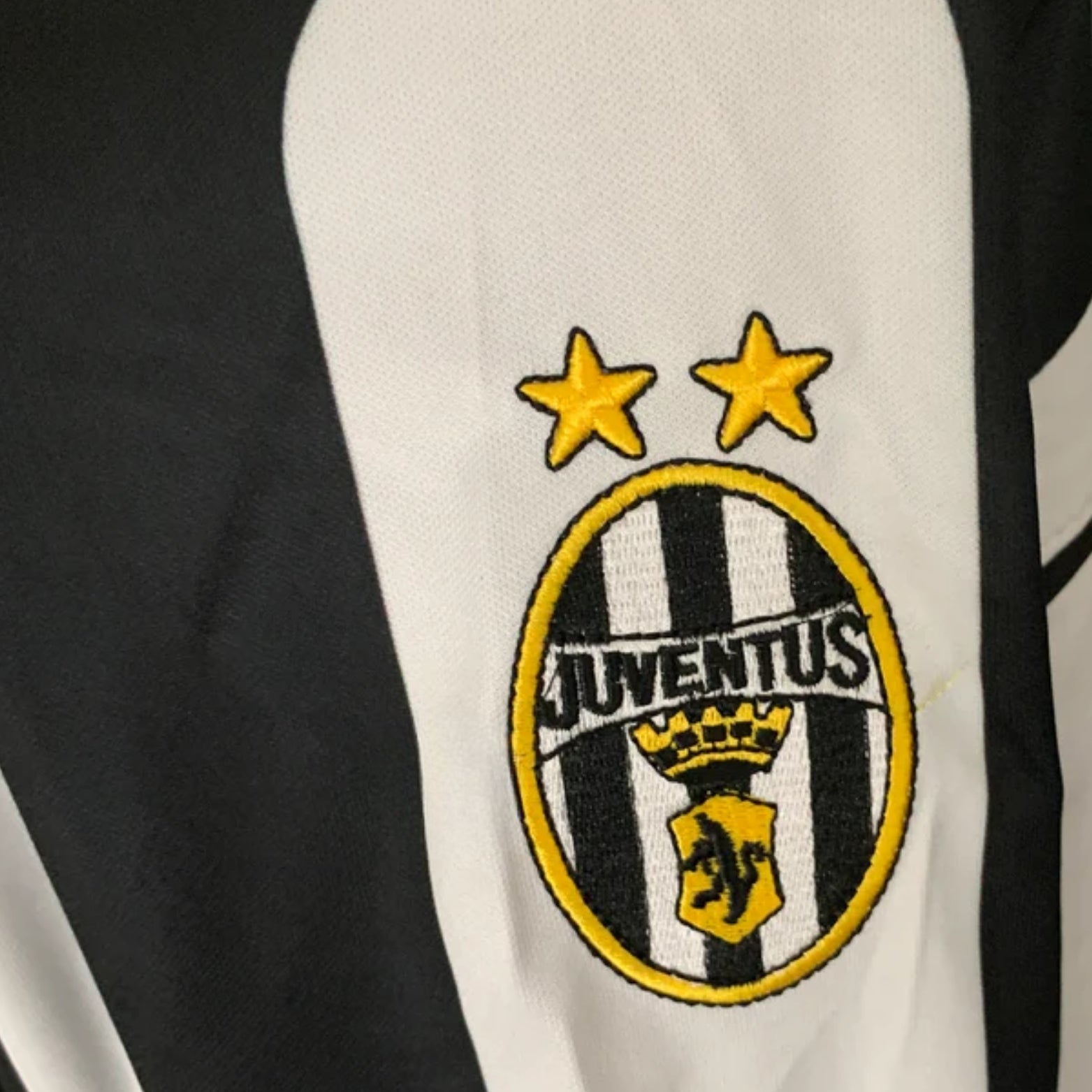 Juventus Domicile 97/98 - Vue rapprochée
