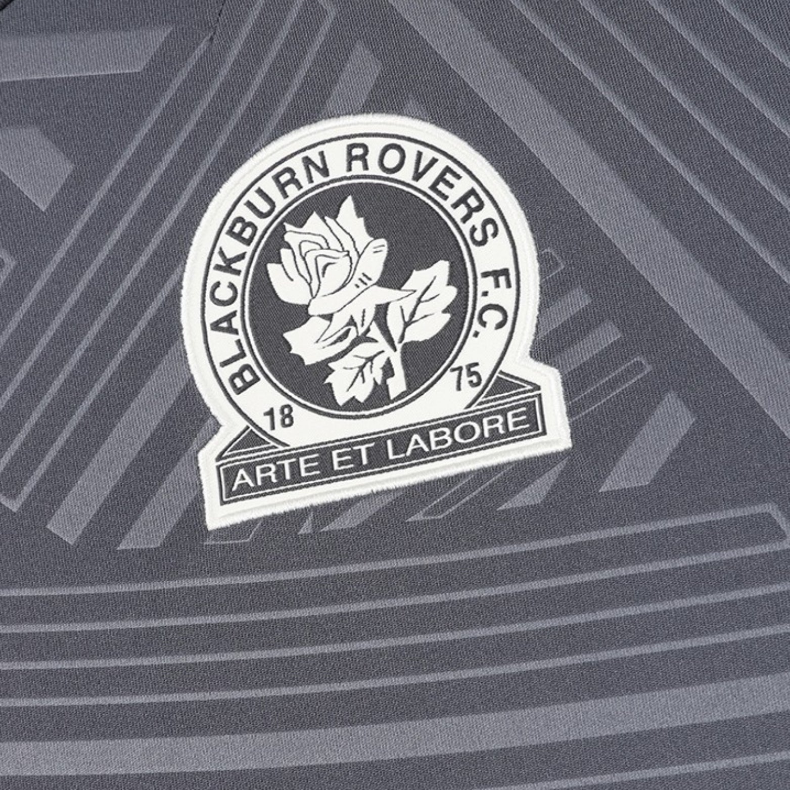 Blackburn Rovers Entraînement 25/26 - Vue rapprochée