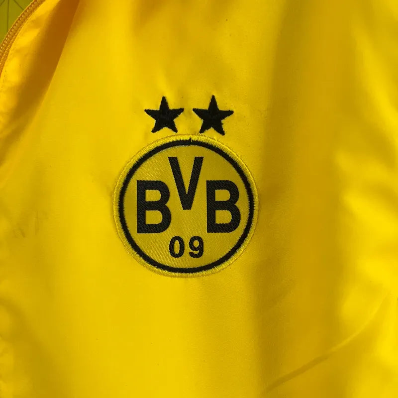 Coupe-Vent Réversible  - Borussia Dortmund 23/24 - Vue rapprochée