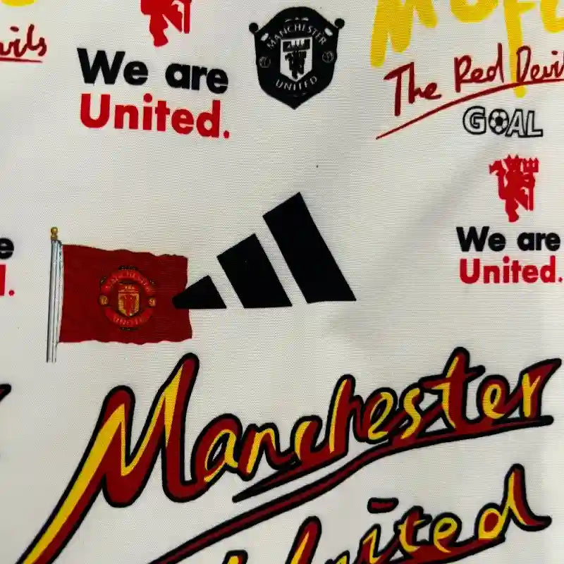 Coupe-Vent Réversible - Manchester United - Vue rapprochée