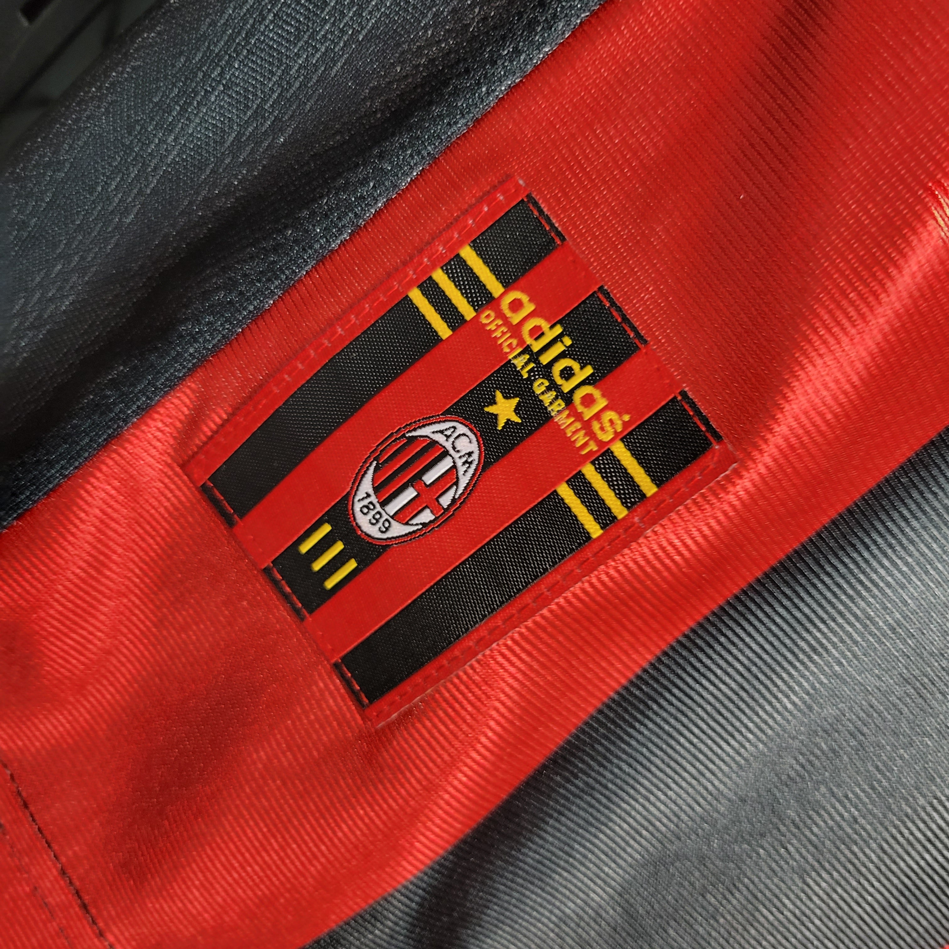 AC Milan Domicile 98/99 - Vue rapprochée