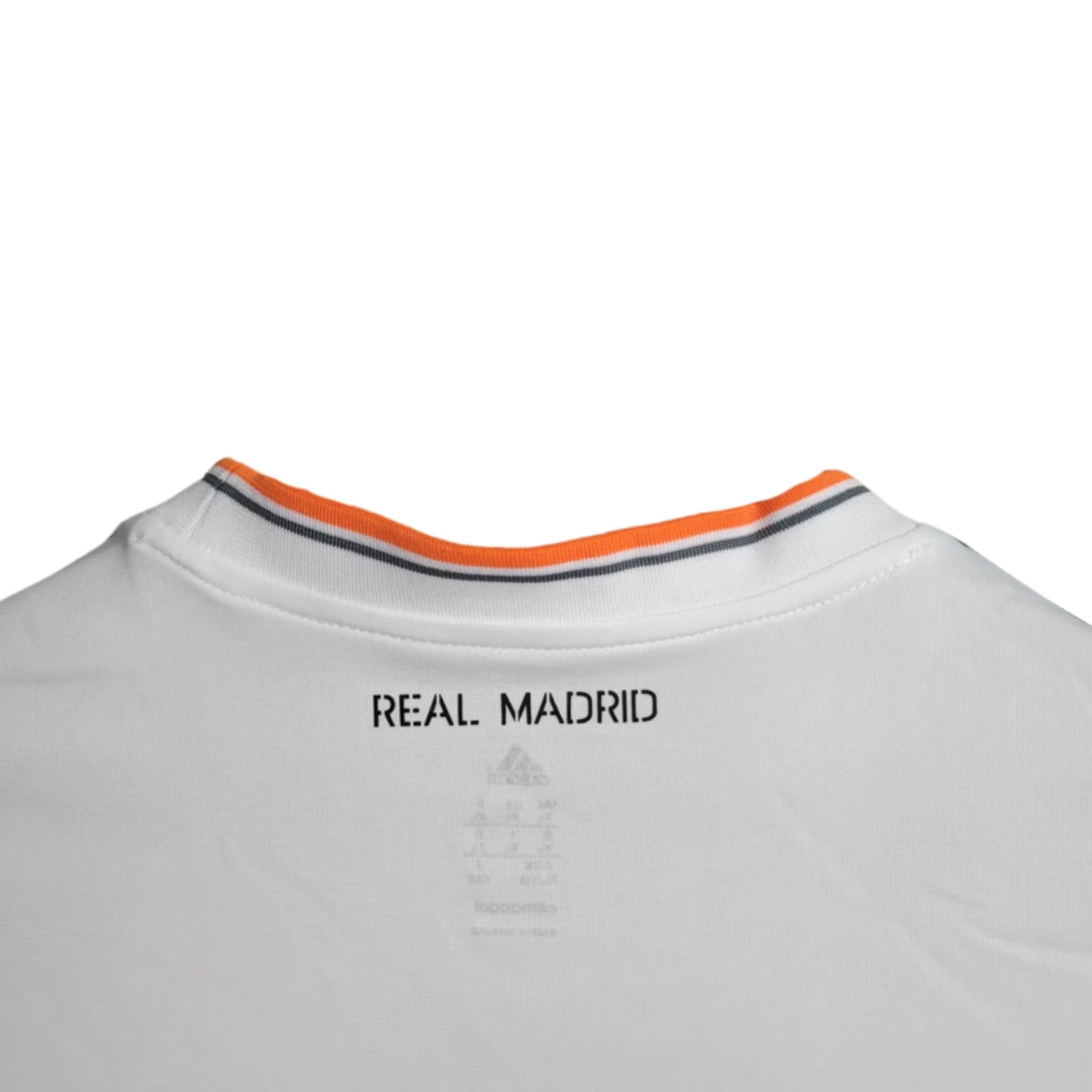 Real Madrid Domicile 13/14 - Vue rapprochée