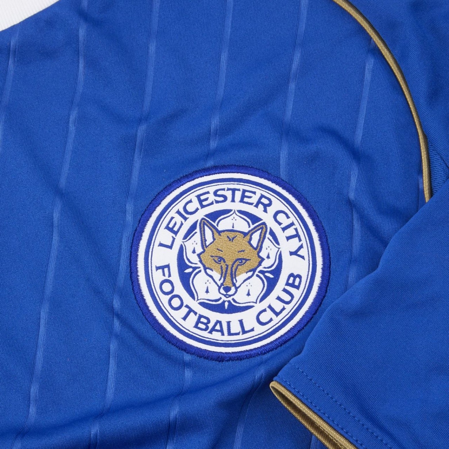 Leicester City Domicile 25/26 - Vue rapprochée