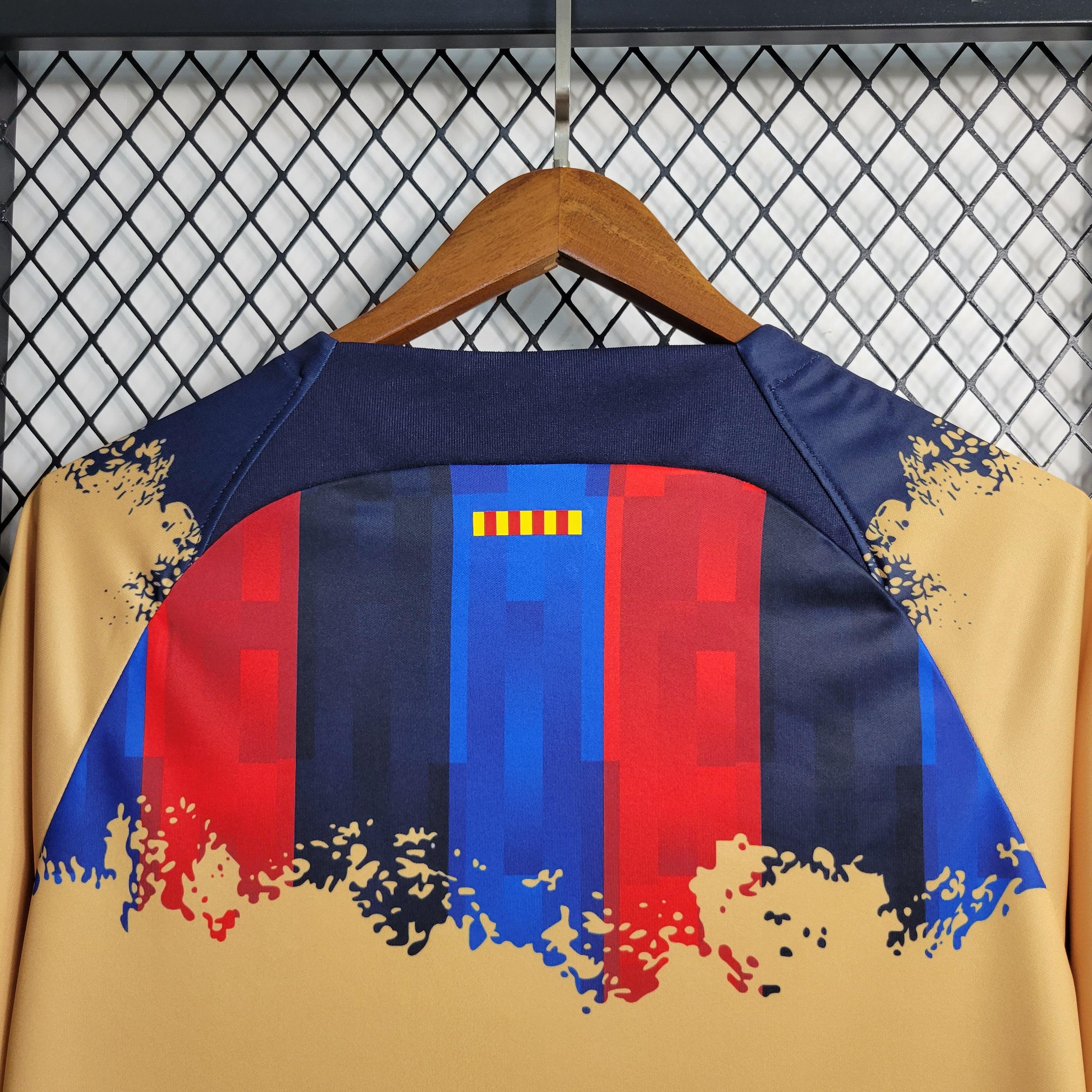 Barcelone Édition Spéciale 23/24 - Vue rapprochée