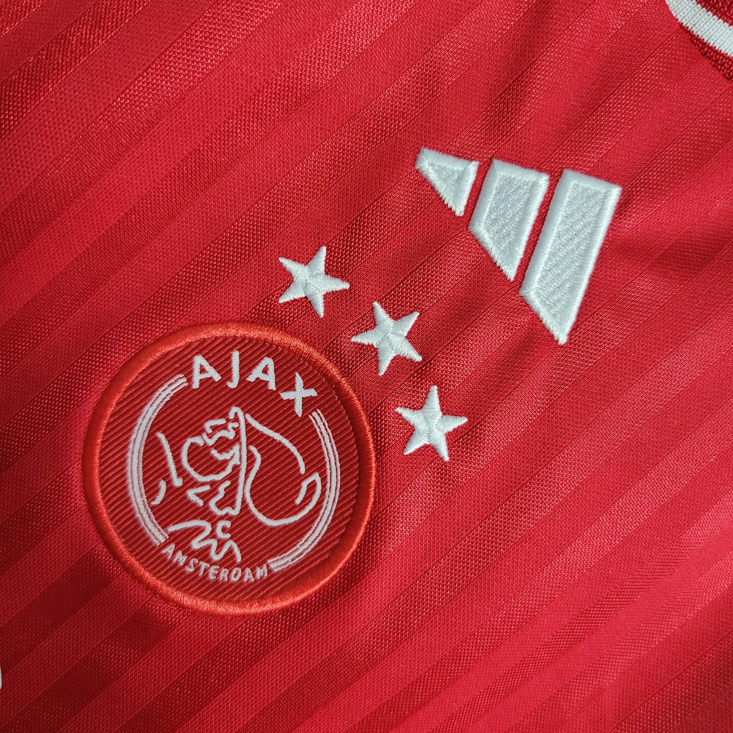 Kit - Ajax Domicile 23/24 - Détail