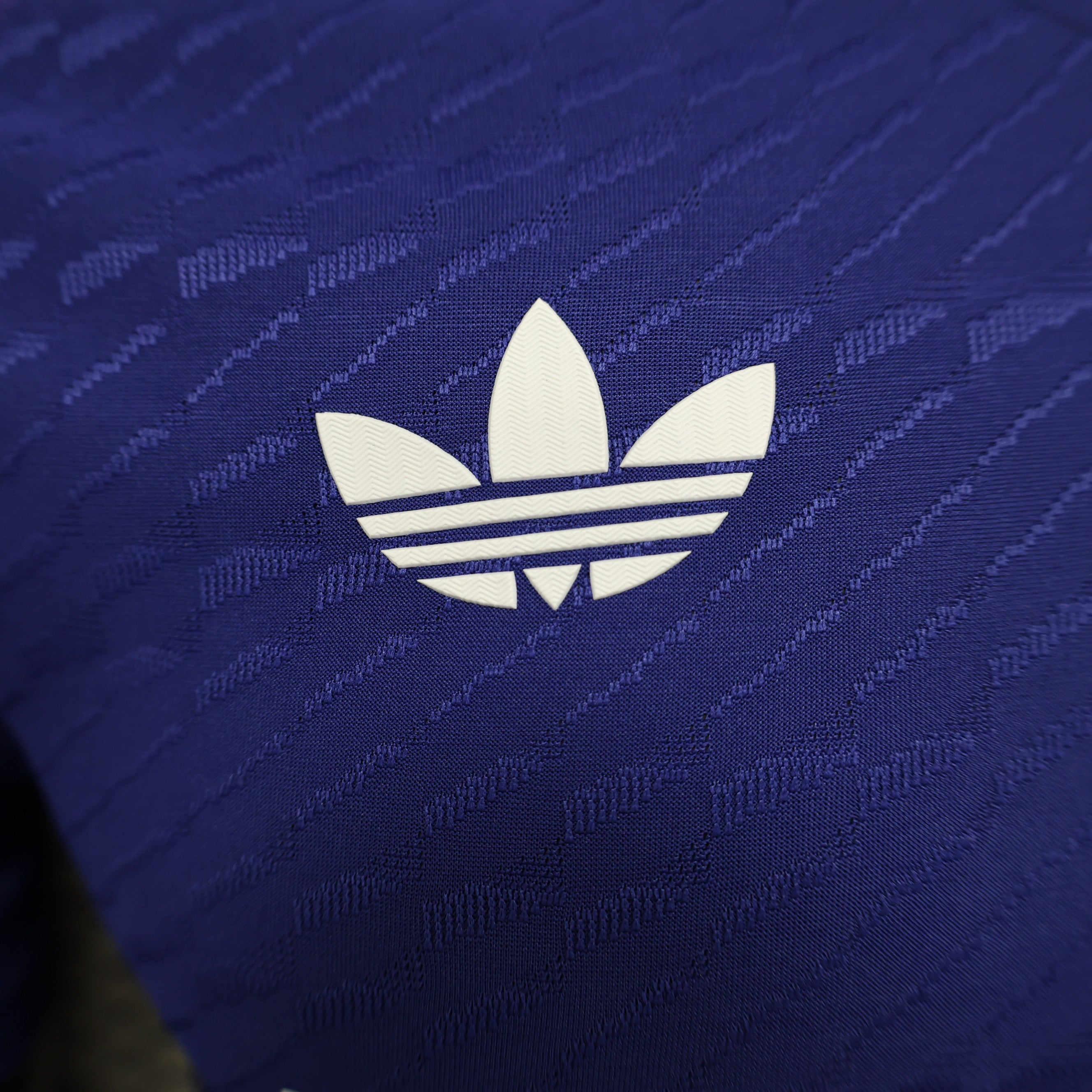 Real Madrid Édition Spéciale 24/25 - Packaging
