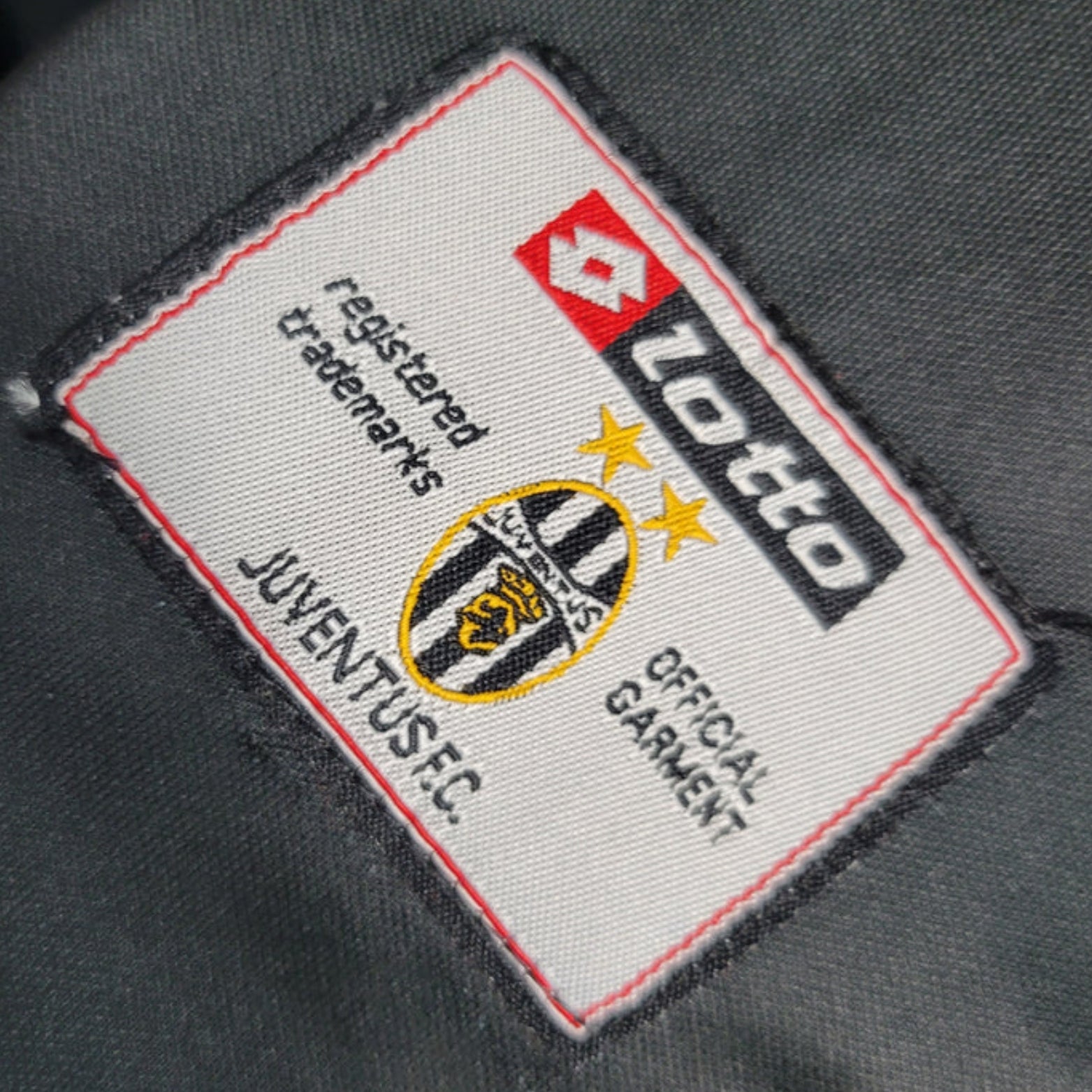 Juventus Extérieur 01/02 - Packaging